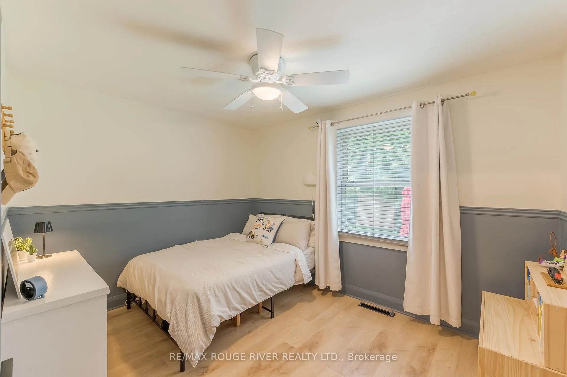 Photo 20 of 473 Cordach Crescent, Peterborough, Town Ward 3 — HOMEH