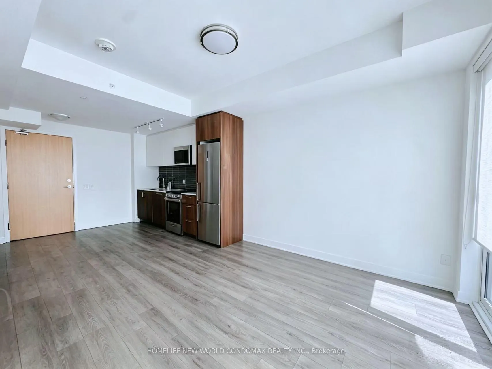 Photo 5 of Unit 609, 1787 St. Clair Avenue W, Toronto, Weston-Pellam Park — HOMEH