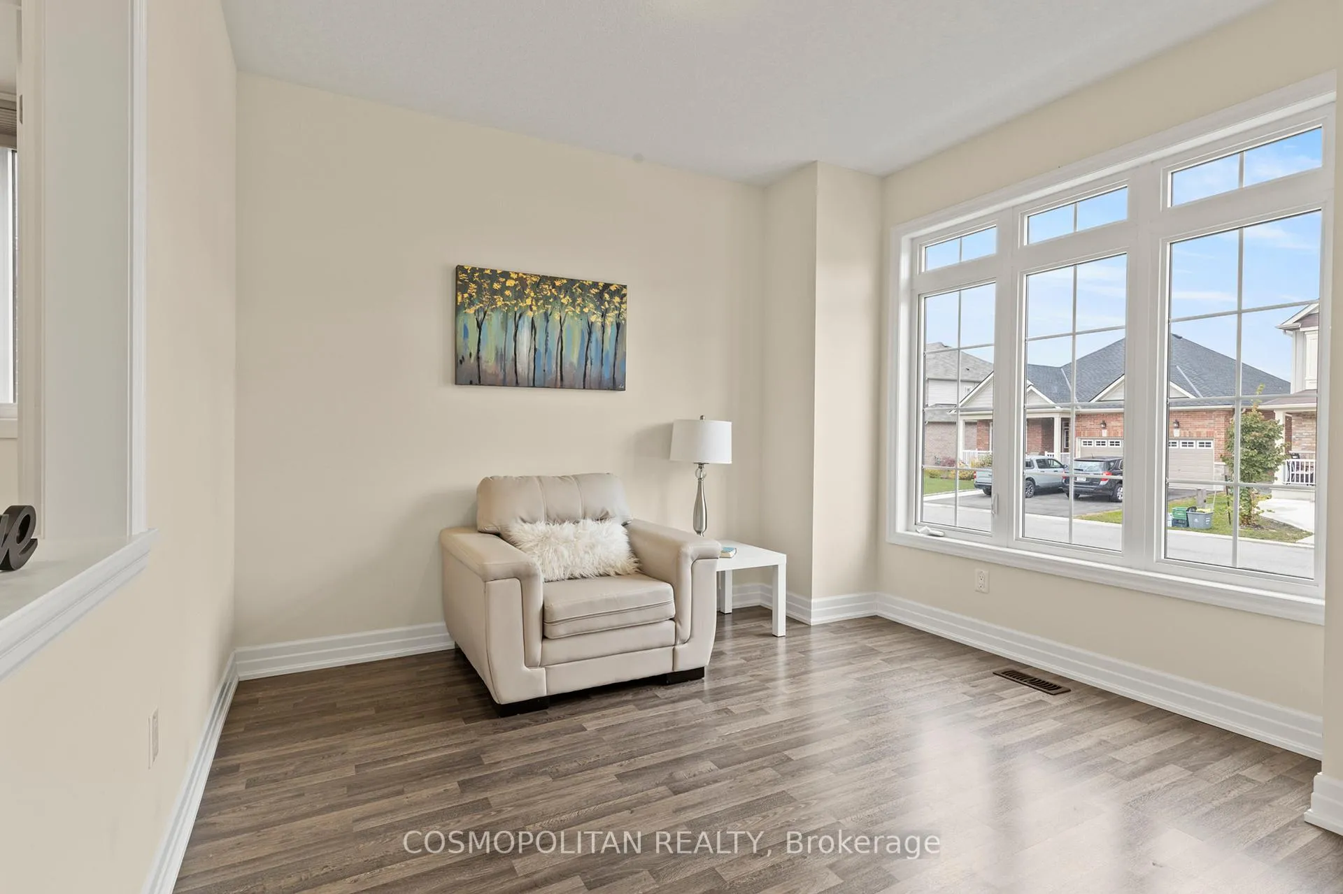 Photo 5 of 4500 Eclipse Way, Niagara Falls, Lyons Creek — HOMEH