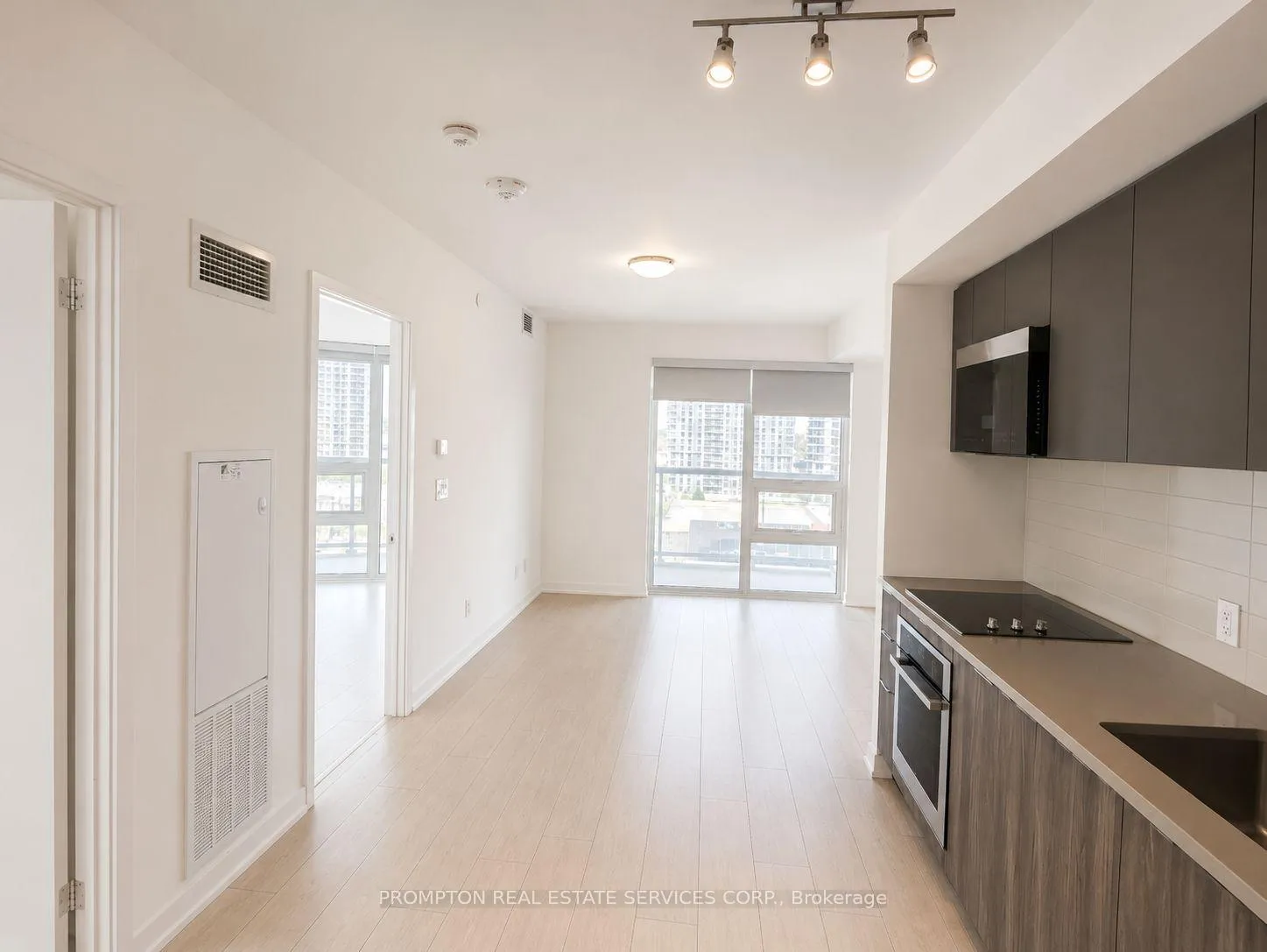 Photo 8 of Unit 906, 2033 Kennedy Road, Scarborough, Agincourt South-Malvern West — HOMEH