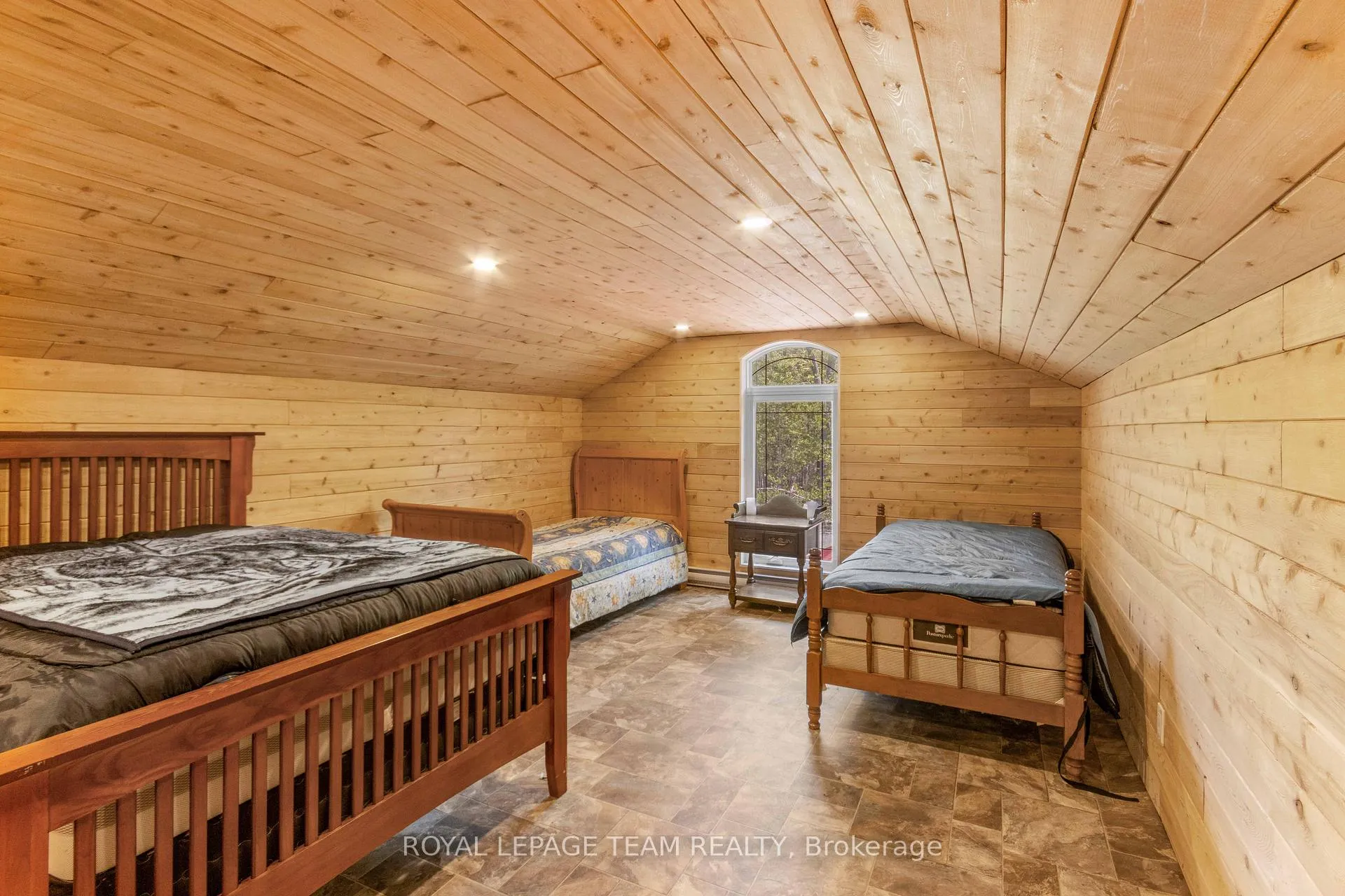 Photo 37 of 697 Curtiss Road, Madawaska Valley, Madawaska Valley — HOMEH