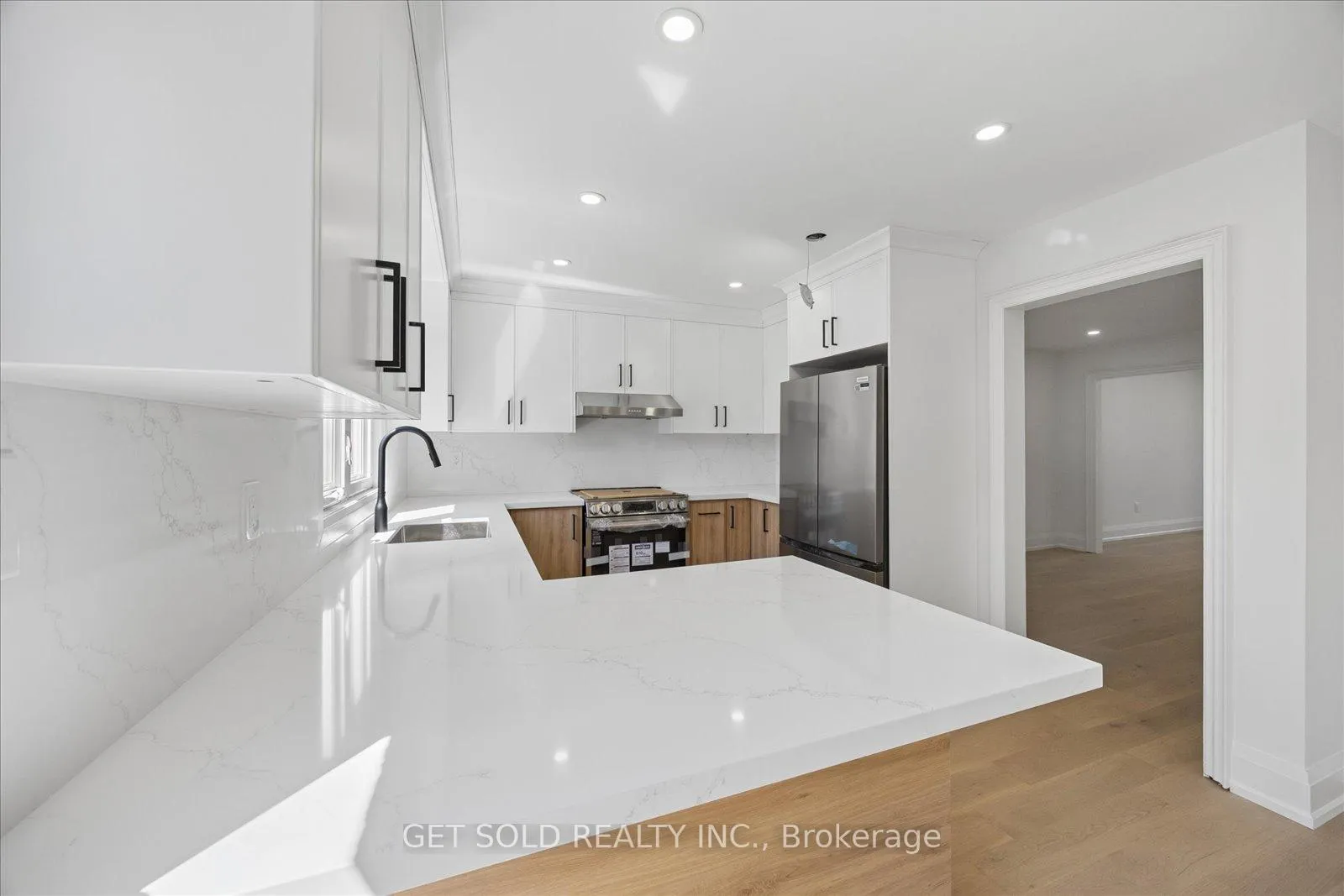 Photo 13 of 181 Brownridge Drive, Vaughan, Brownridge — HOMEH