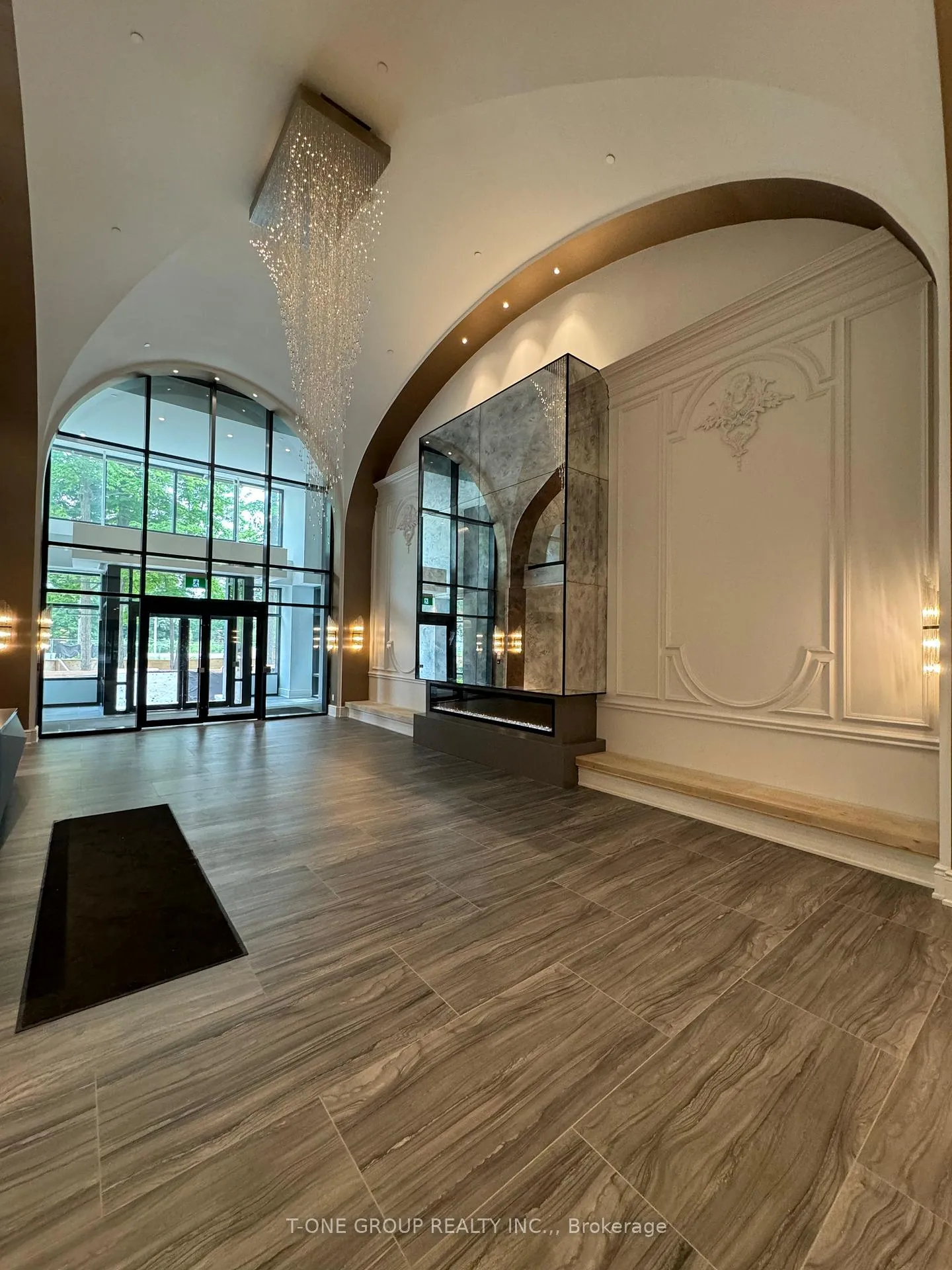 Photo 2 of Unit 1703, 8 Cedarland Drive, Markham, Unionville — HOMEH
