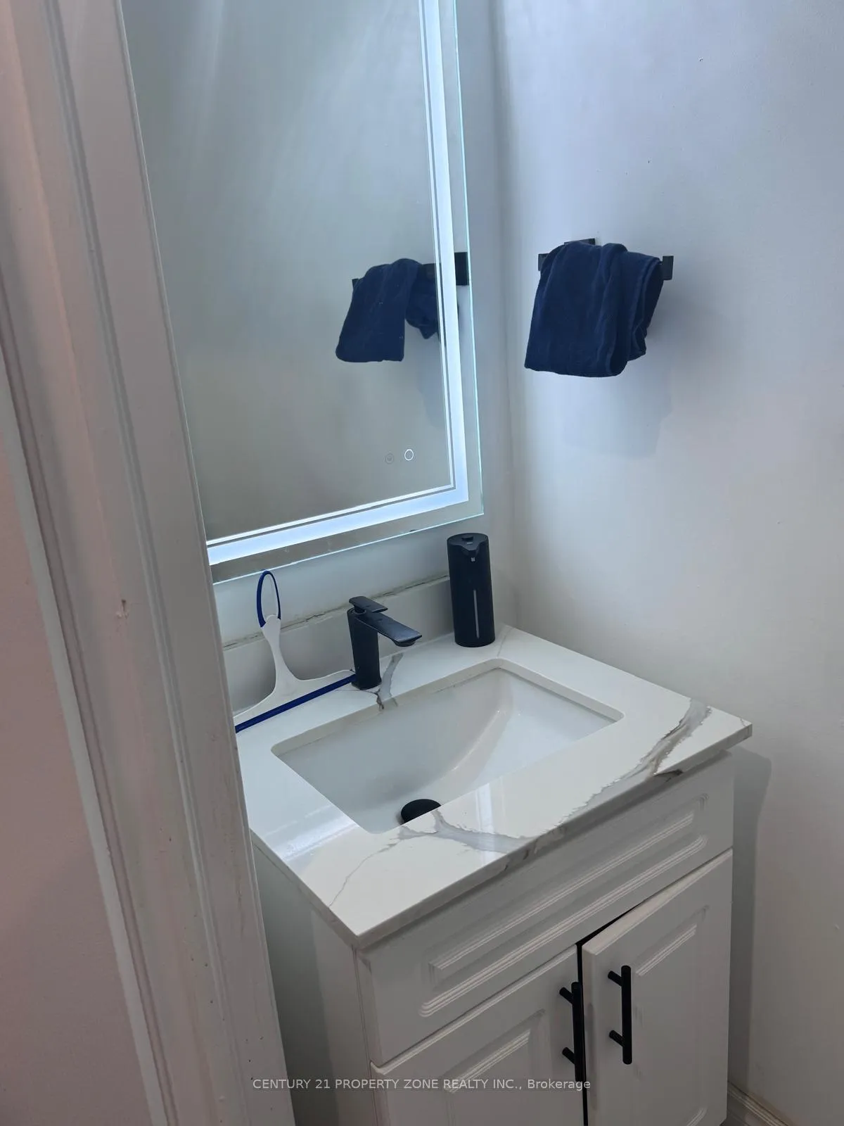 Photo 8 of Unit Upper, 721 Hutchinson Avenue, Milton, Beaty — HOMEH