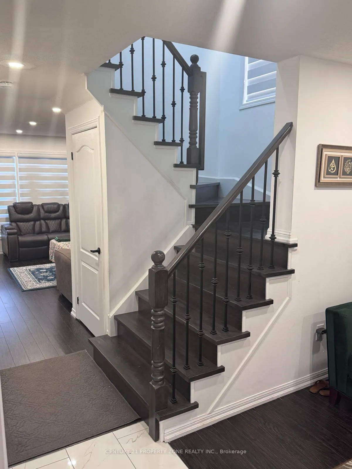 Photo 9 of Unit Upper, 721 Hutchinson Avenue, Milton, Beaty — HOMEH