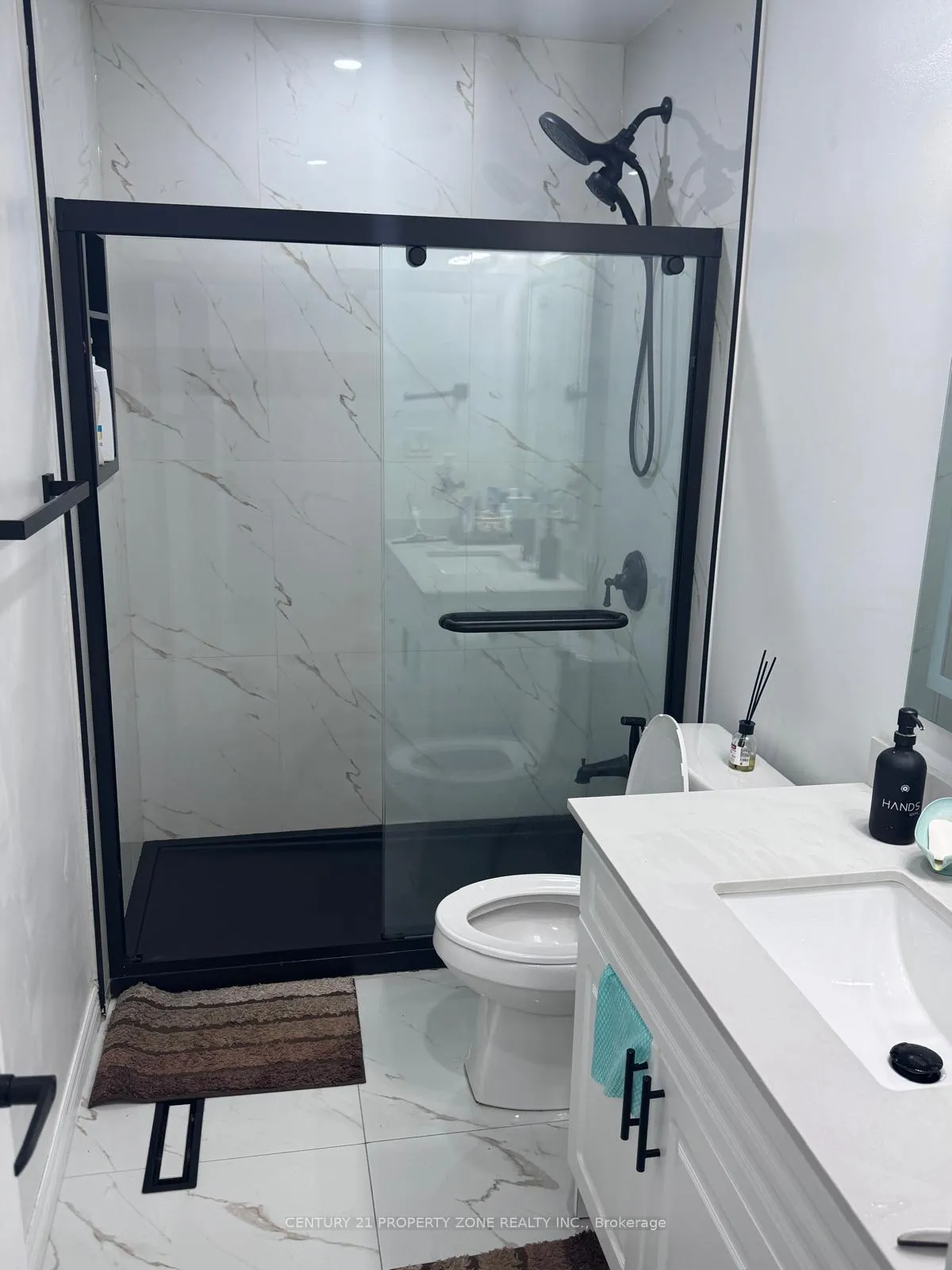 Photo 22 of Unit Upper, 721 Hutchinson Avenue, Milton, Beaty — HOMEH