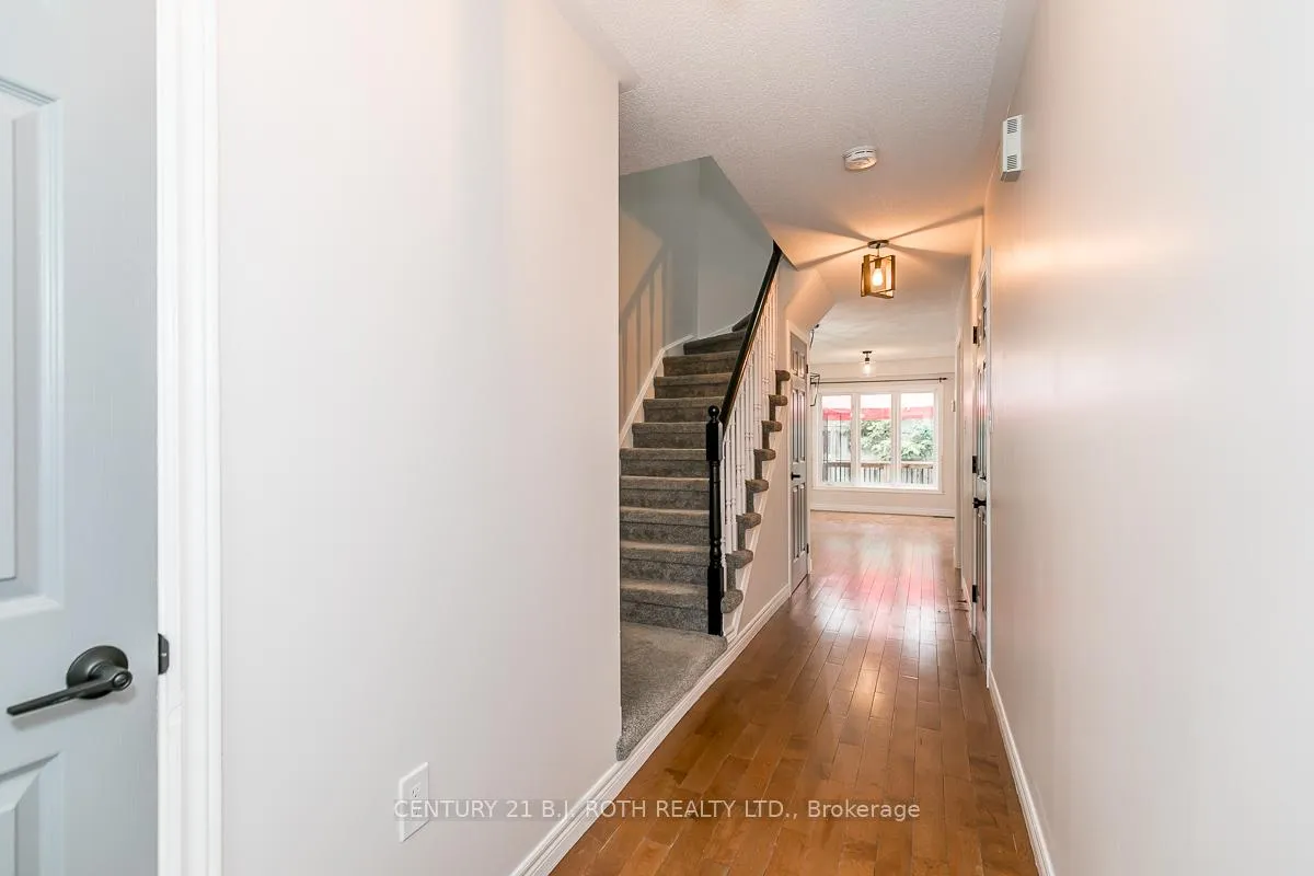 Photo 6 of Unit 18, 430 Mapleview Drive E, Barrie, Painswick South — HOMEH