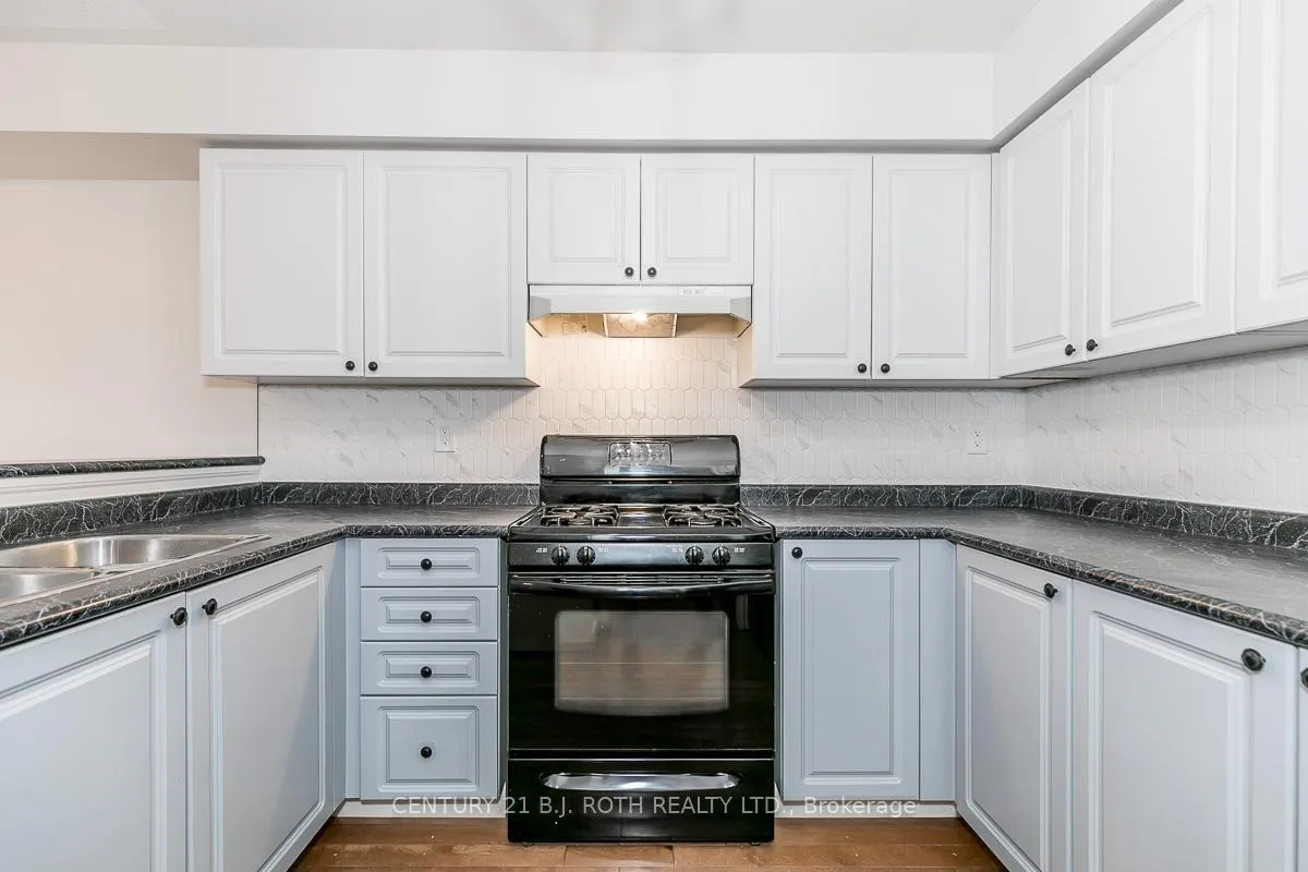 Photo 16 of Unit 18, 430 Mapleview Drive E, Barrie, Painswick South — HOMEH