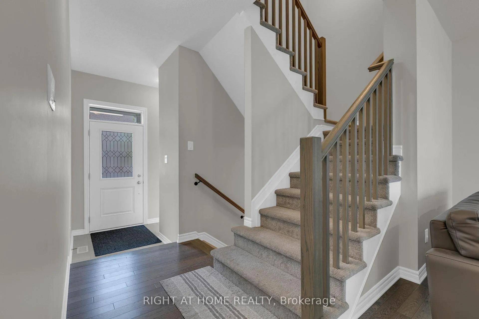 Photo 13 of 46 Focality Crescent, Ottawa, Barrhaven - Half Moon Bay — HOMEH