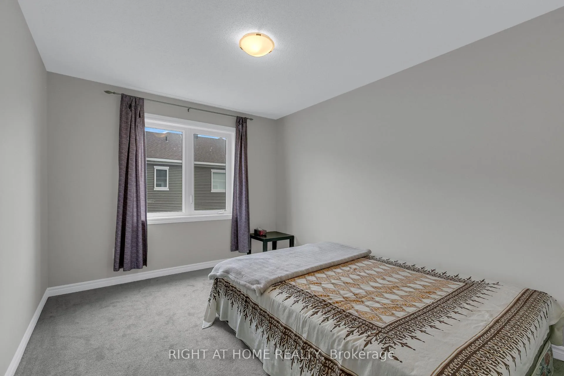 Photo 18 of 46 Focality Crescent, Ottawa, Barrhaven - Half Moon Bay — HOMEH