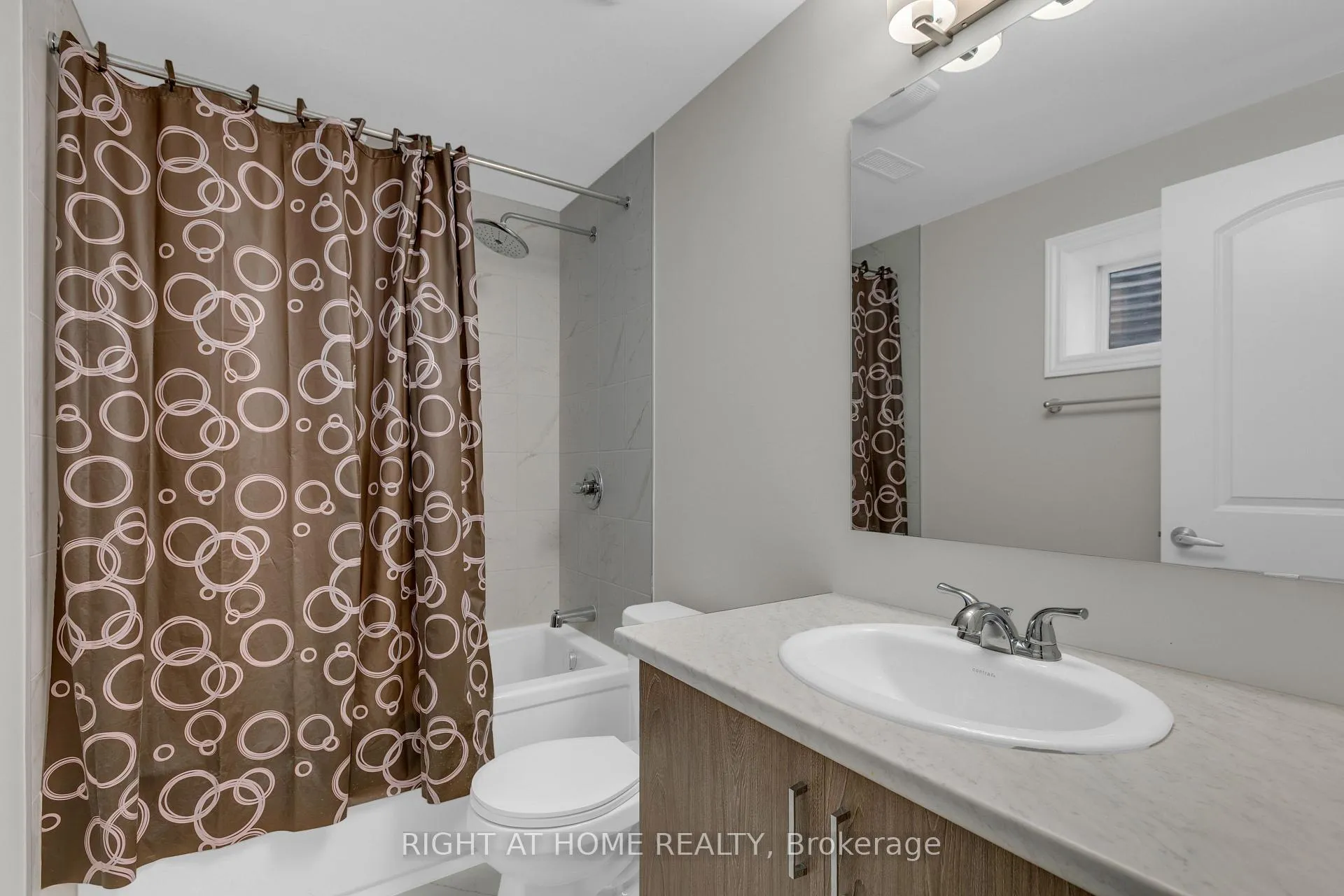 Photo 25 of 46 Focality Crescent, Ottawa, Barrhaven - Half Moon Bay — HOMEH