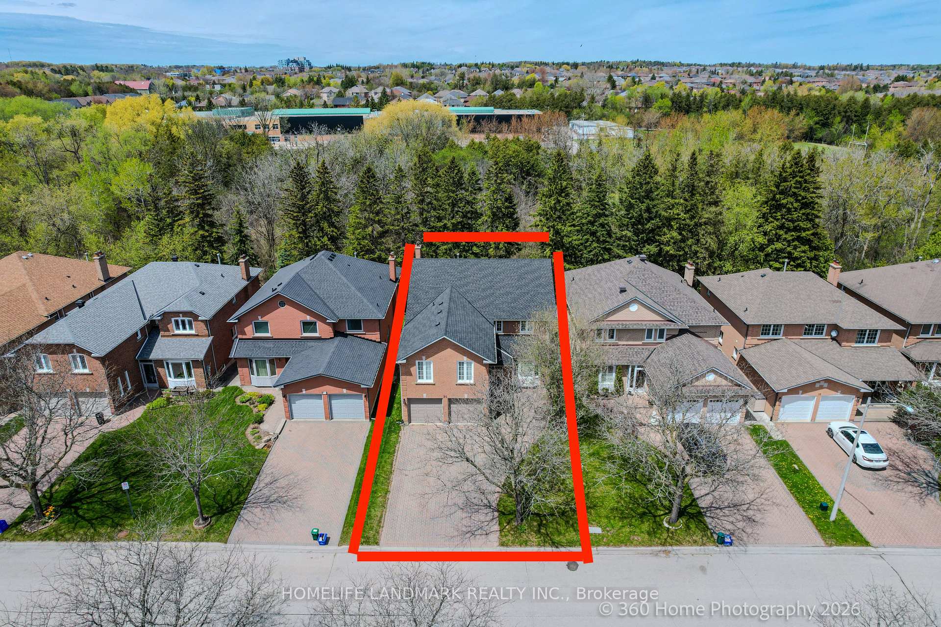 Photo 2 of 24 Loyal Blue Crescent, Richmond Hill, Devonsleigh — HOMEH
