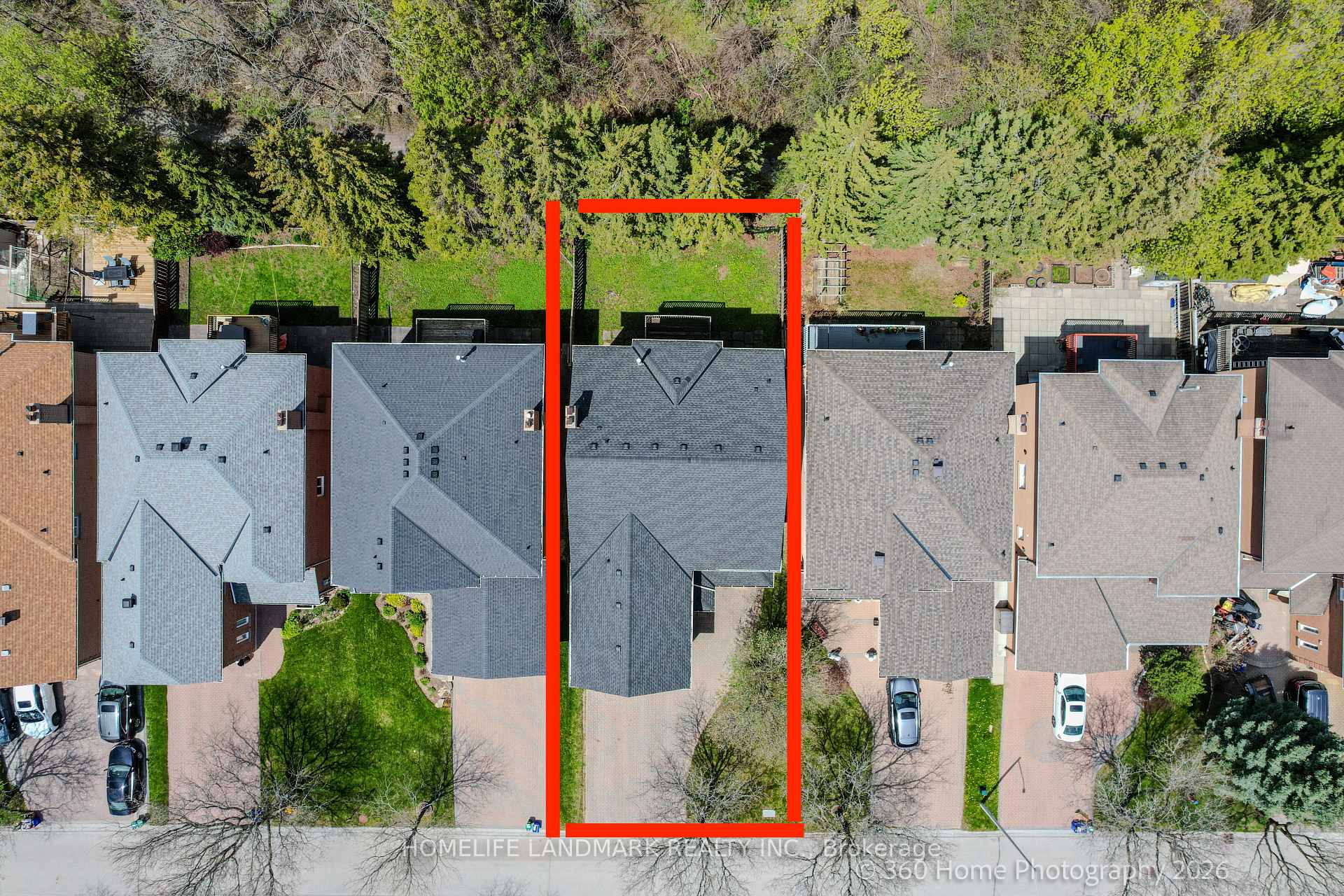 Photo 3 of 24 Loyal Blue Crescent, Richmond Hill, Devonsleigh — HOMEH
