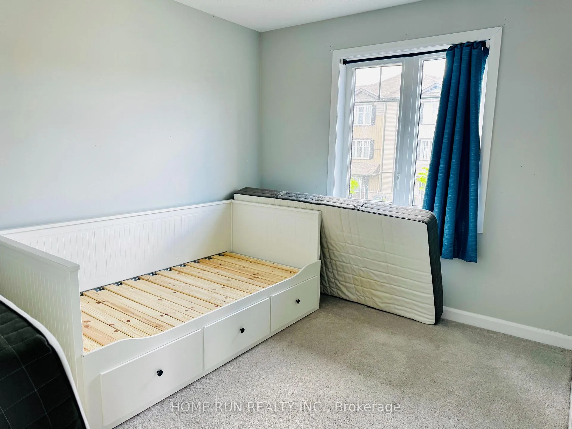 Photo 6 of 135 Teelin Circle, Ottawa, Barrhaven - Half Moon Bay — HOMEH