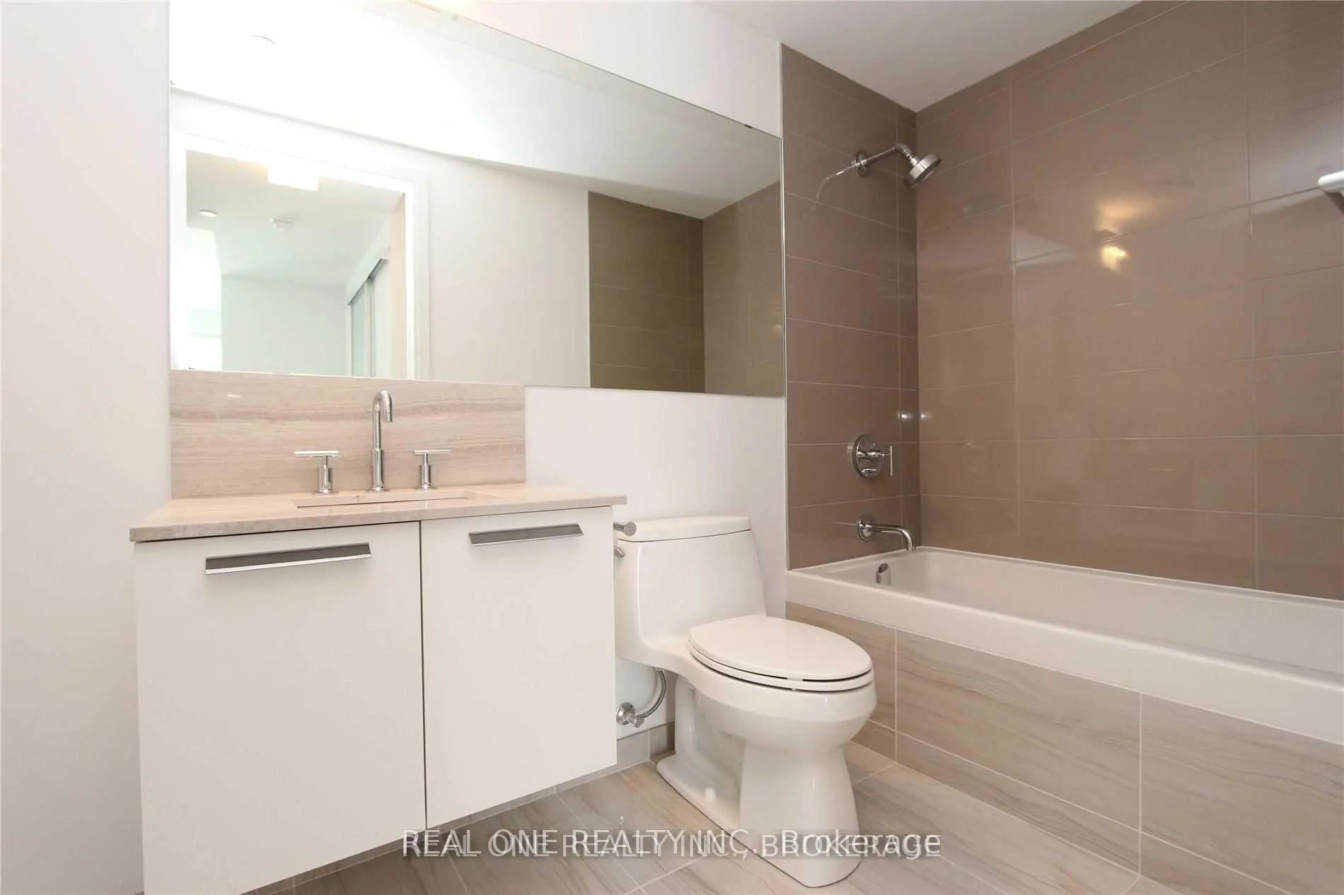Photo 6 of Unit 2005, 50 Charles Street, Toronto, Church-Yonge Corridor — HOMEH