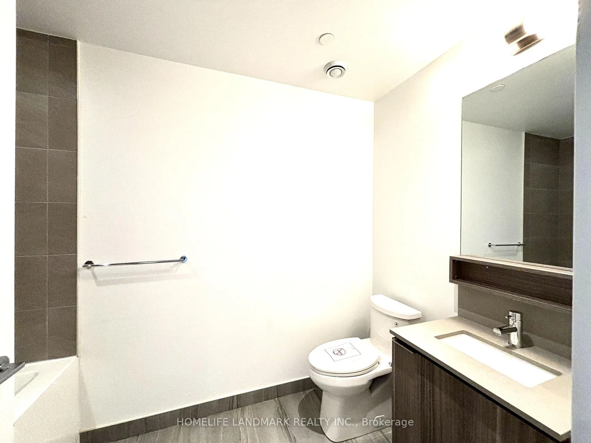 Photo 7 of Unit 2001, 898 Portage Parkway, Vaughan, Vaughan Corporate Centre — HOMEH