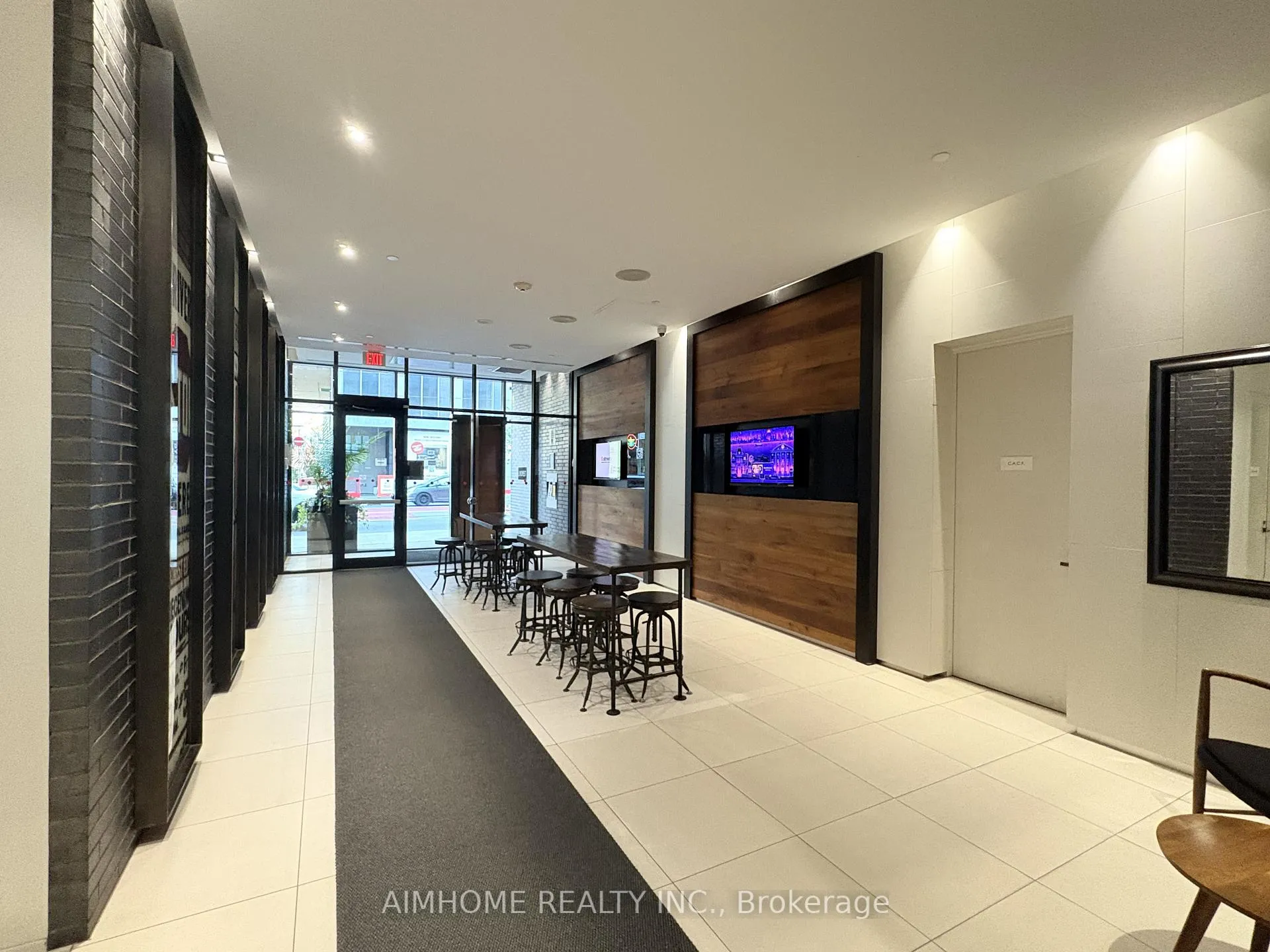 Photo 3 of Unit 621, 783 Bathurst Street, Toronto, University — HOMEH