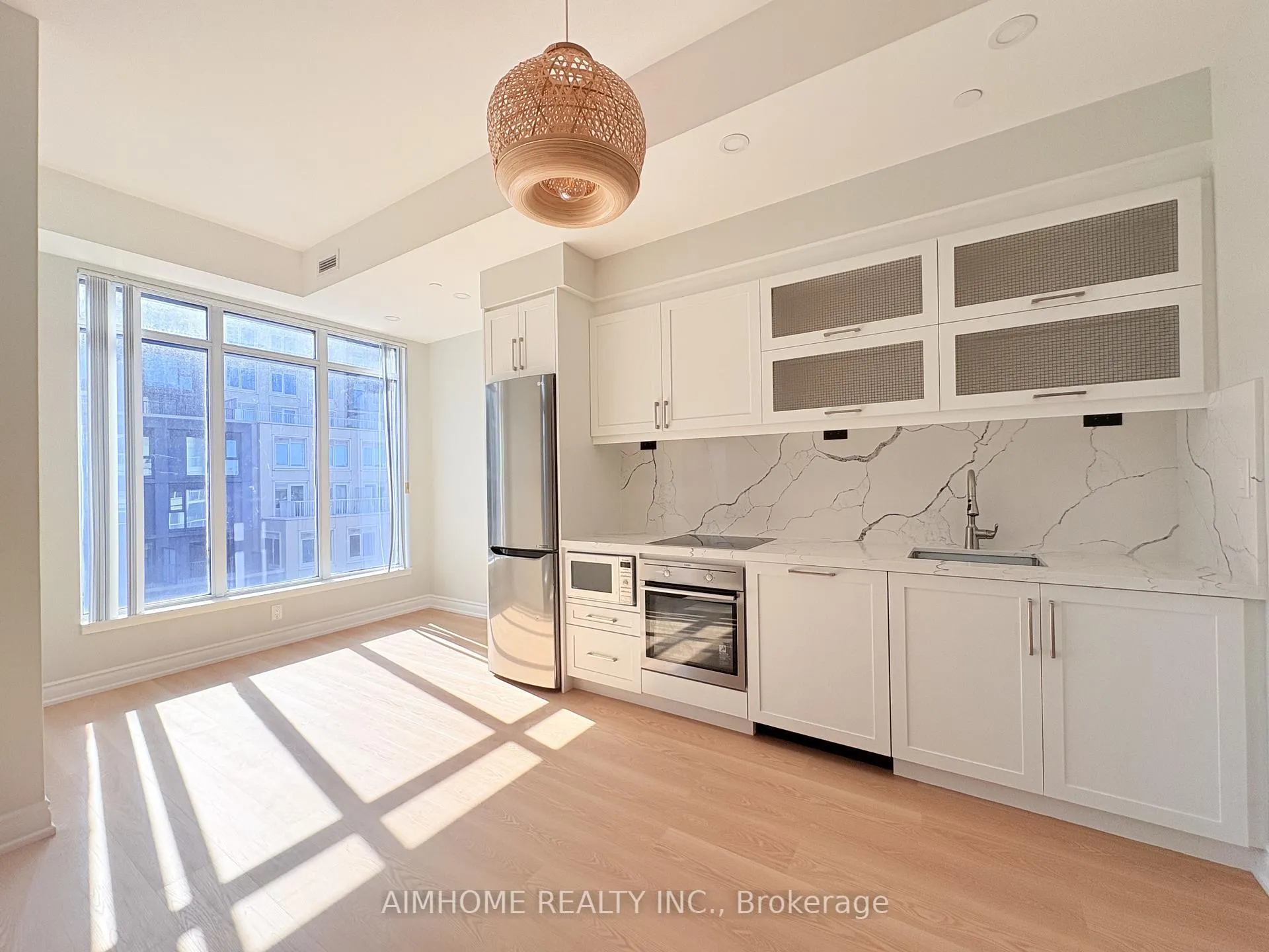 Photo 6 of Unit 621, 783 Bathurst Street, Toronto, University — HOMEH