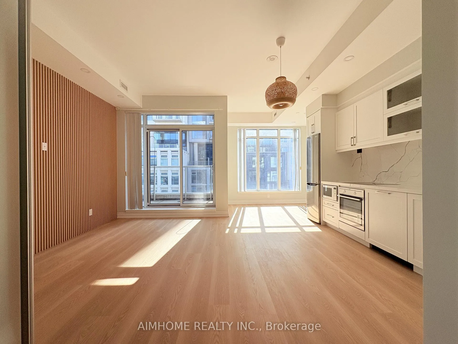 Photo 8 of Unit 621, 783 Bathurst Street, Toronto, University — HOMEH