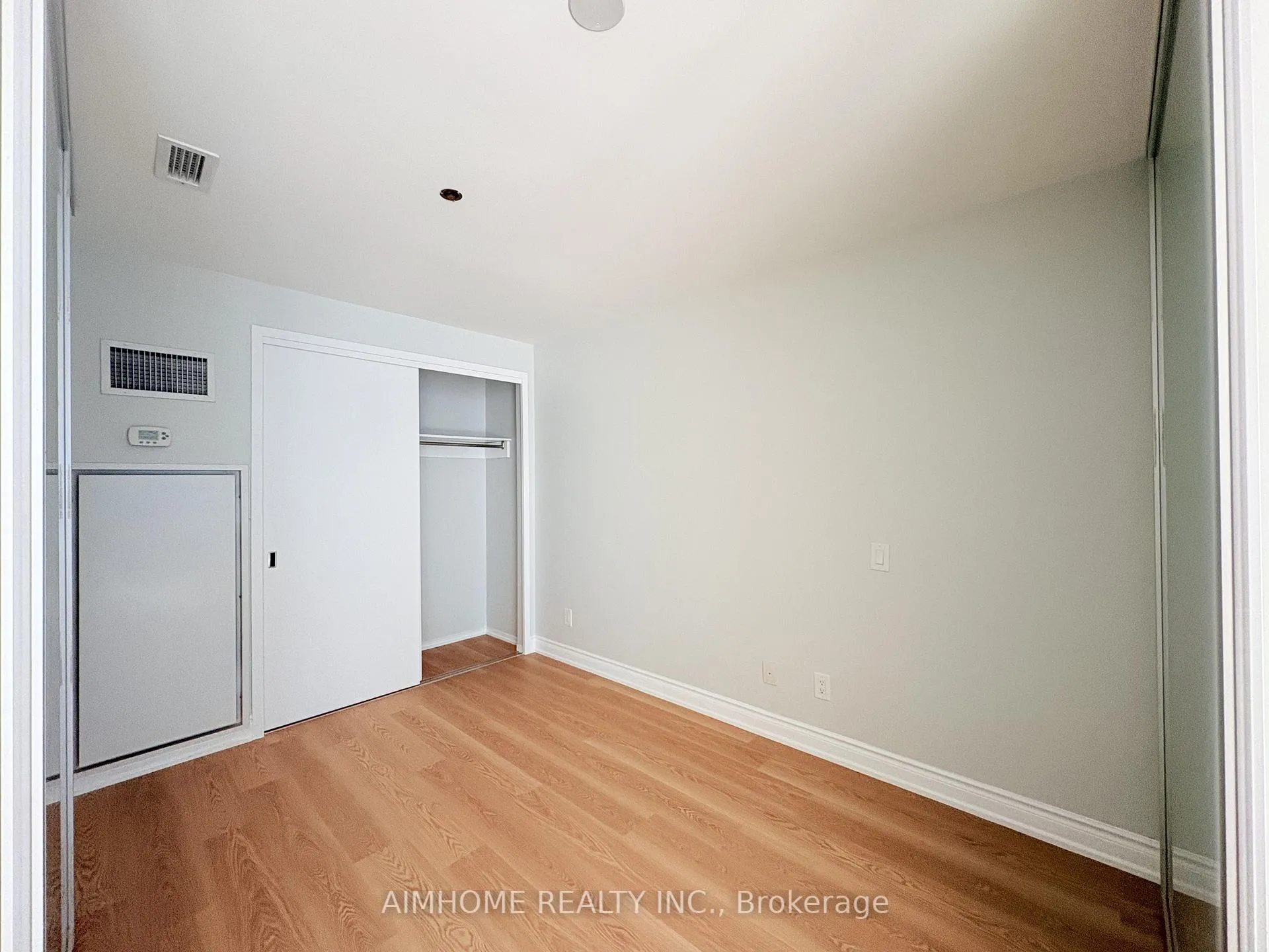 Photo 9 of Unit 621, 783 Bathurst Street, Toronto, University — HOMEH