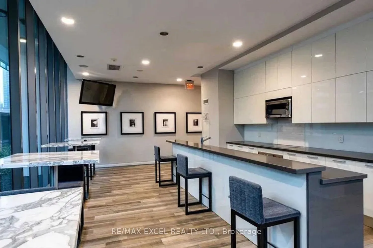 Photo 25 of Unit 3709, 33 Charles Street E, Toronto, Church-Yonge Corridor — HOMEH