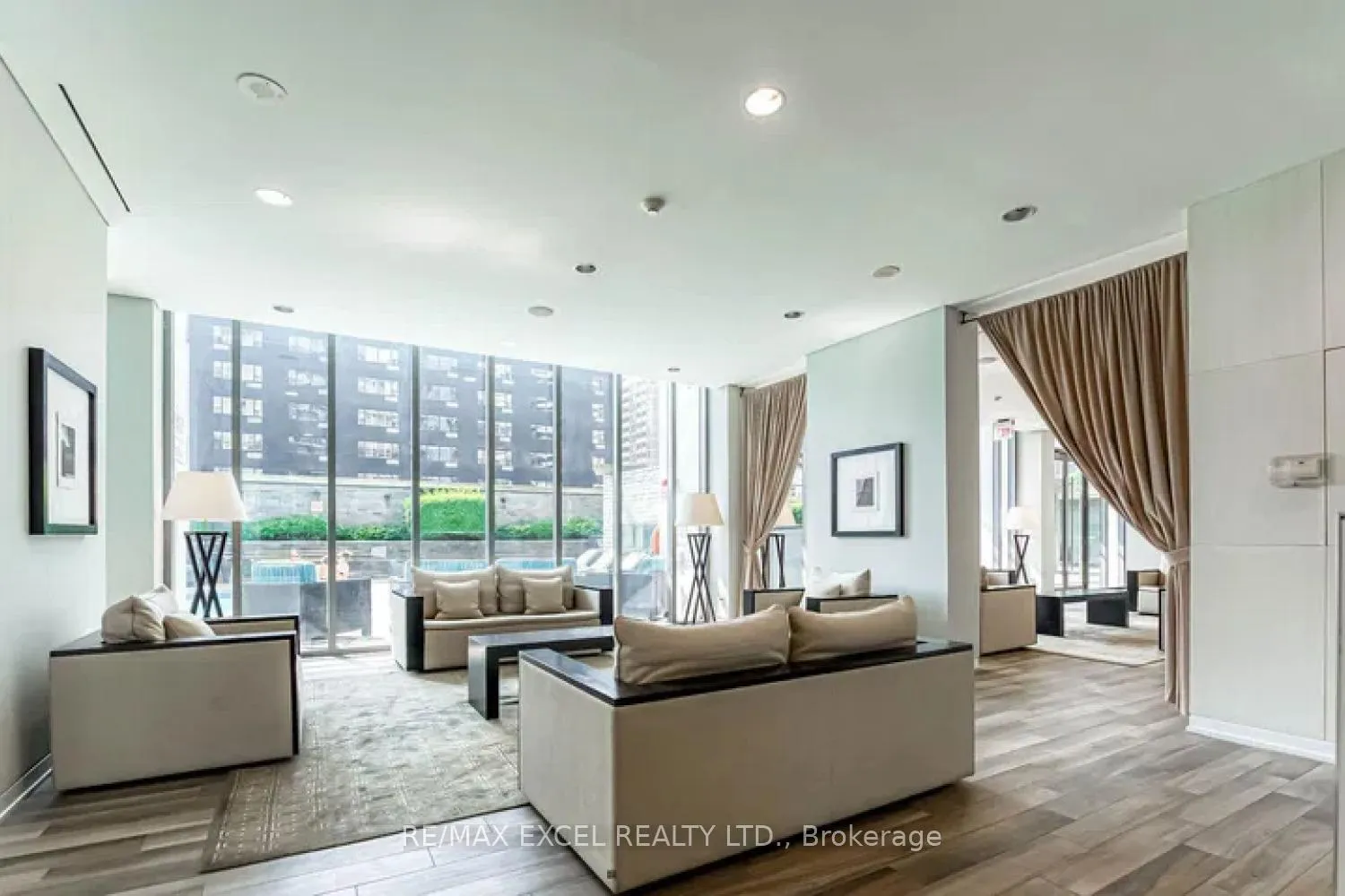 Photo 29 of Unit 3709, 33 Charles Street E, Toronto, Church-Yonge Corridor — HOMEH