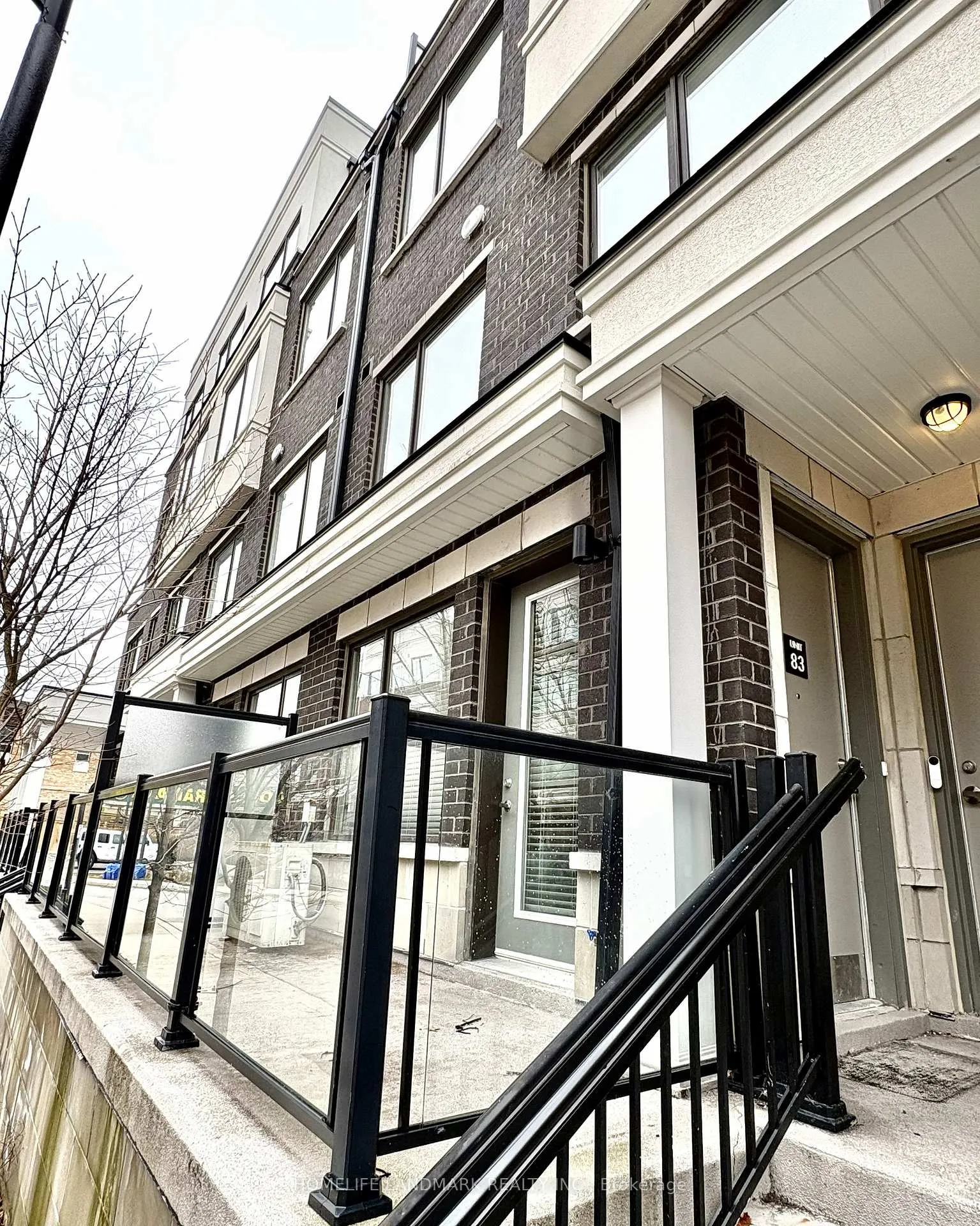 Photo 3 of Unit 83, 400 Alex Gardner Circle, Aurora, Aurora Village — HOMEH