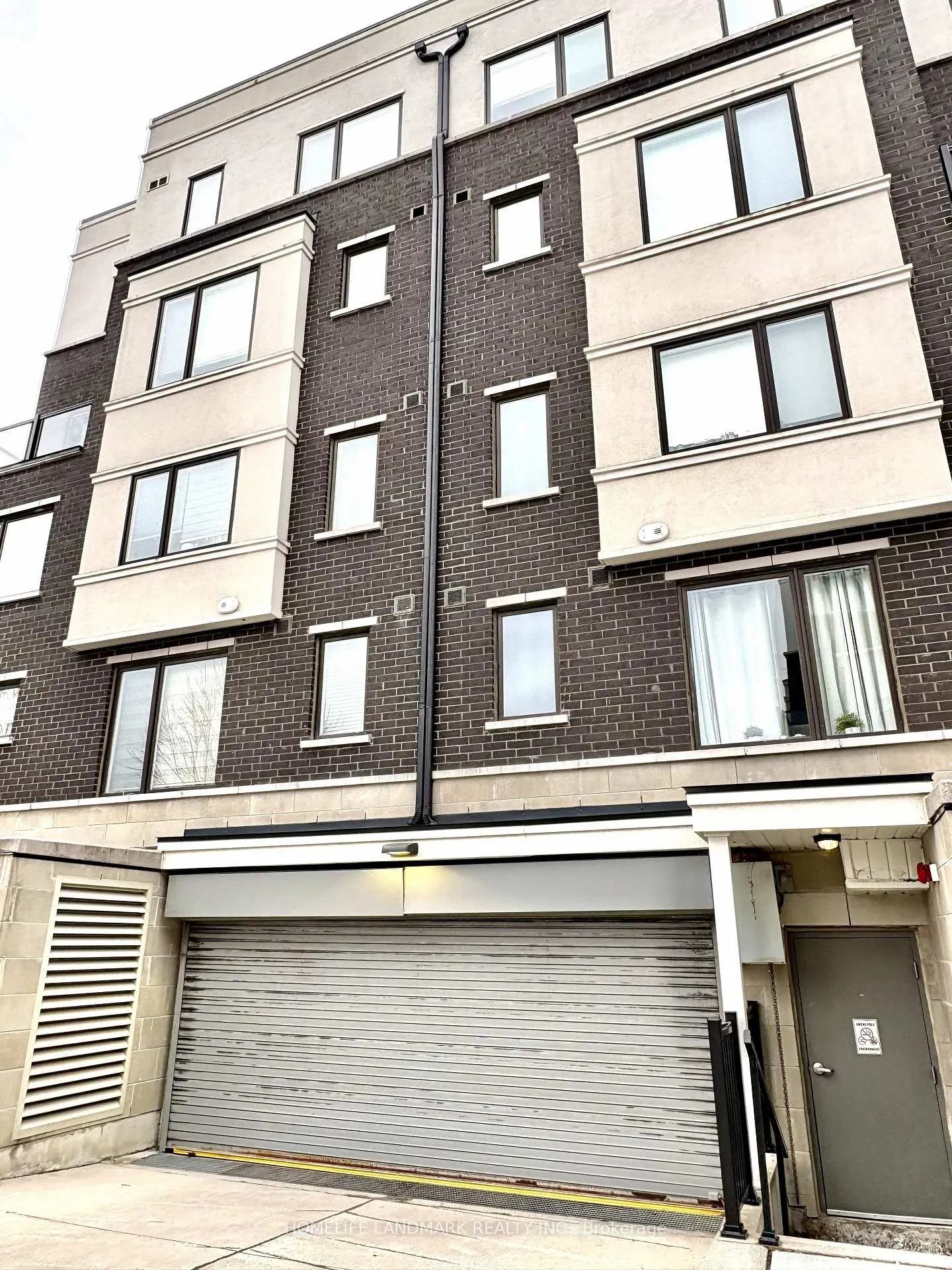 Photo 19 of Unit 83, 400 Alex Gardner Circle, Aurora, Aurora Village — HOMEH