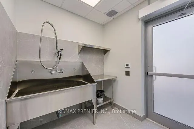 Photo 25 of Unit 1015, 58 Lakeside Terrace, Barrie, Little Lake — HOMEH