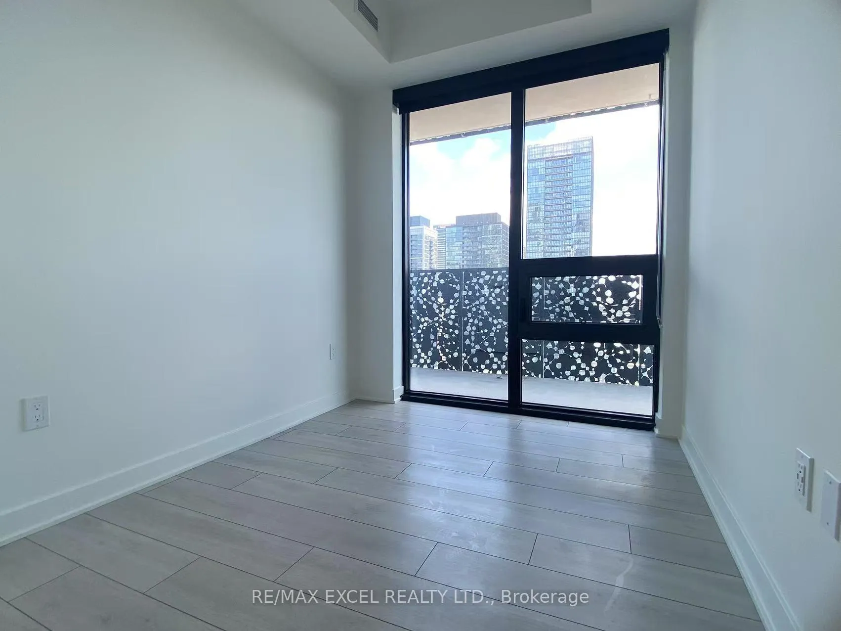 Photo 11 of Unit 2803, 55 Charles Street E, Toronto, Church-Yonge Corridor — HOMEH