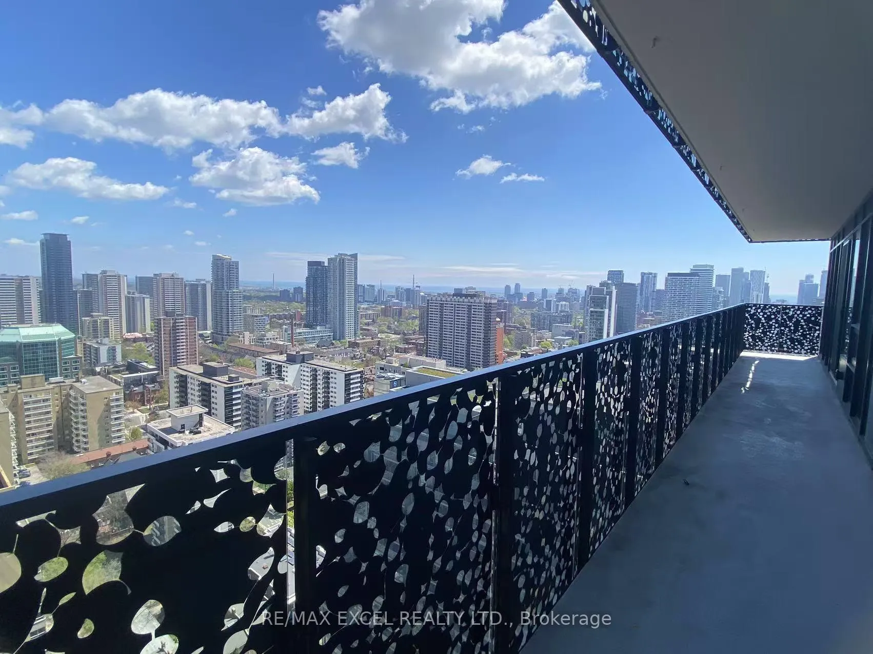 Photo 38 of Unit 2803, 55 Charles Street E, Toronto, Church-Yonge Corridor — HOMEH