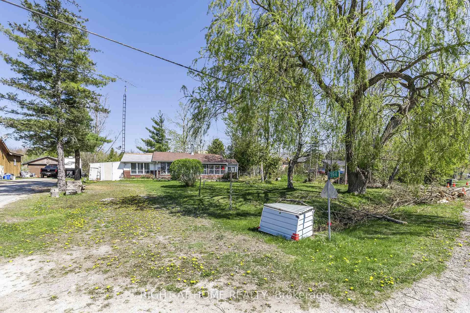 Photo 4 of 194 Mcguire Beach Road, Kawartha Lakes, Carden — HOMEH