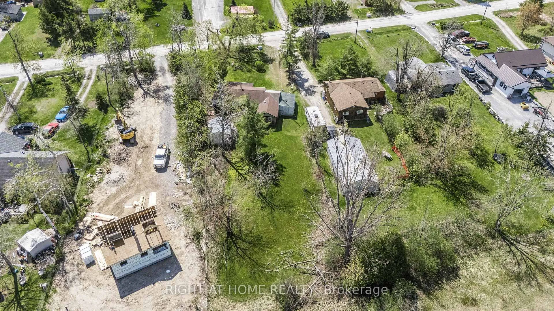 Photo 15 of 194 Mcguire Beach Road, Kawartha Lakes, Carden — HOMEH