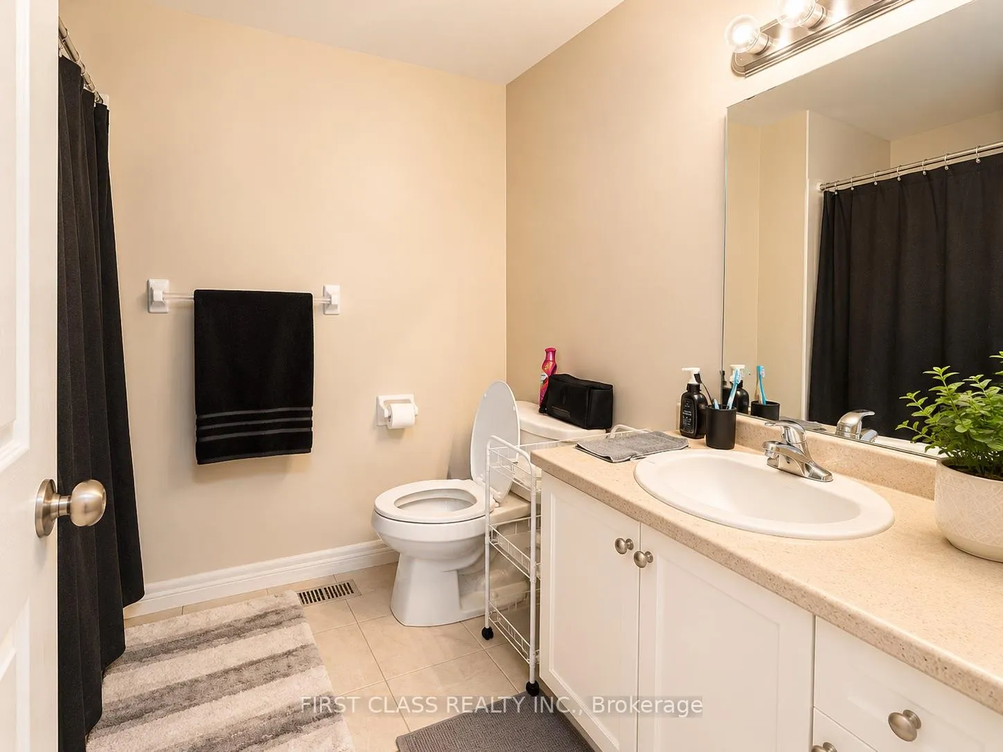 Photo 12 of 4168 Galileo Common, Burlington, Shoreacres — HOMEH