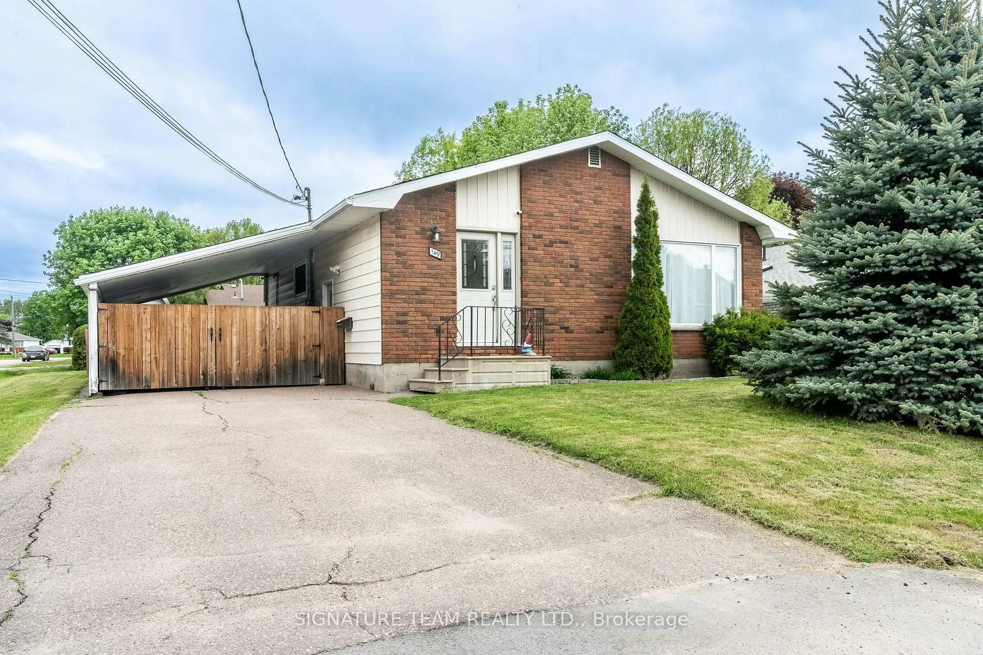Photo 1 of 149 Town Line Road, Pembroke — HOMEH
