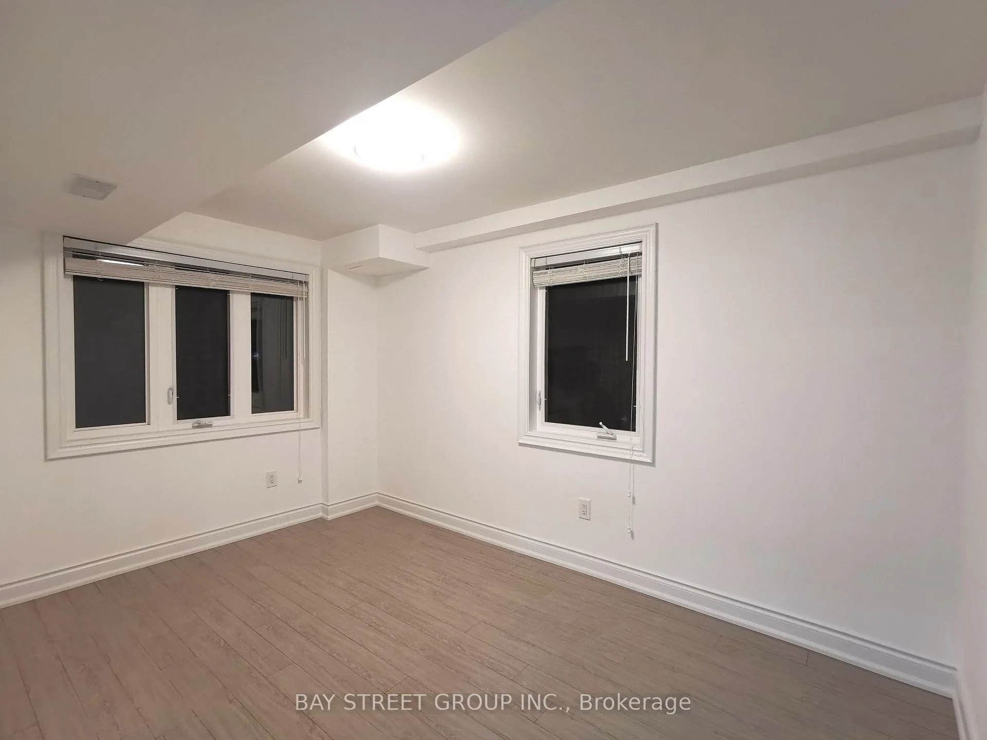Photo 12 of Unit Bsmt, 267 Bathurst Glen Drive, Vaughan, Patterson — HOMEH