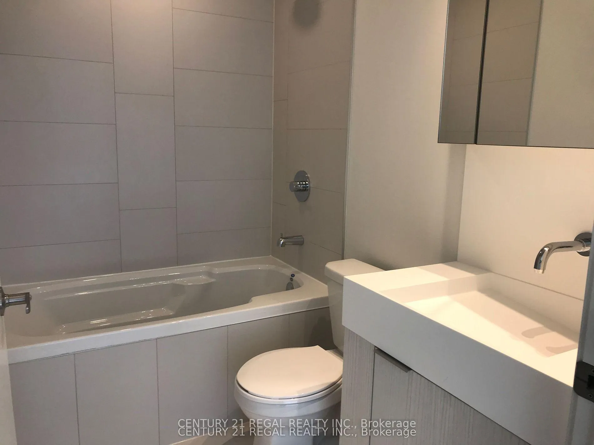 Photo 7 of Unit 908, 20 Richardson Street, Toronto, Waterfront Communities — HOMEH