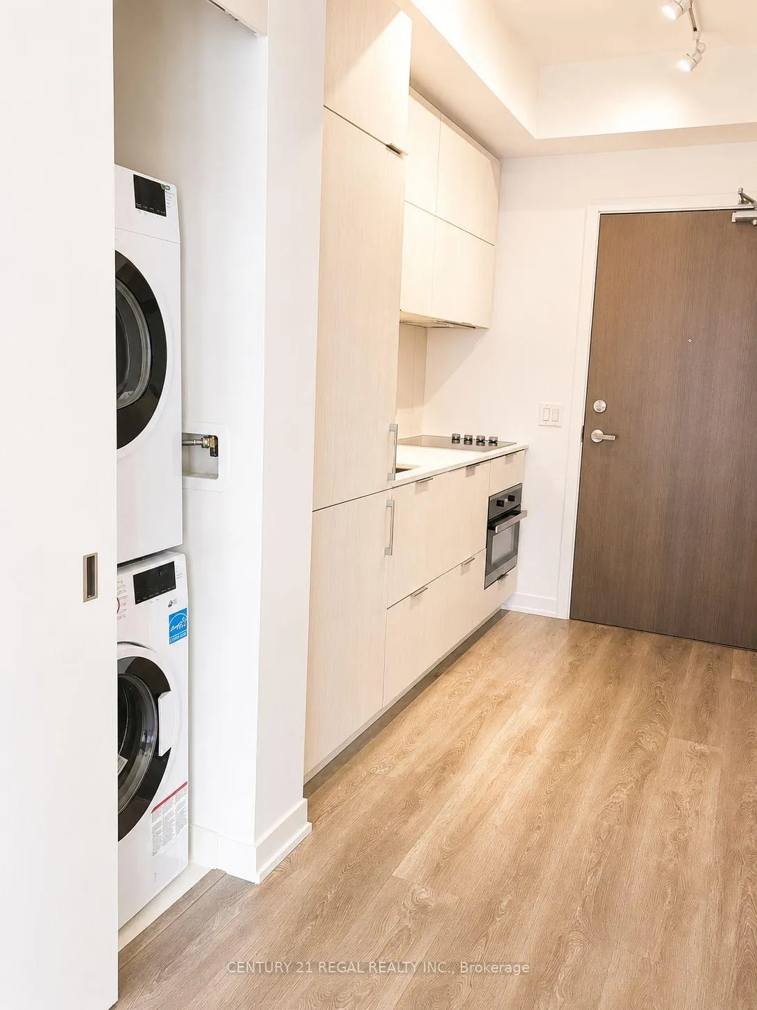 Photo 11 of Unit 908, 20 Richardson Street, Toronto, Waterfront Communities — HOMEH