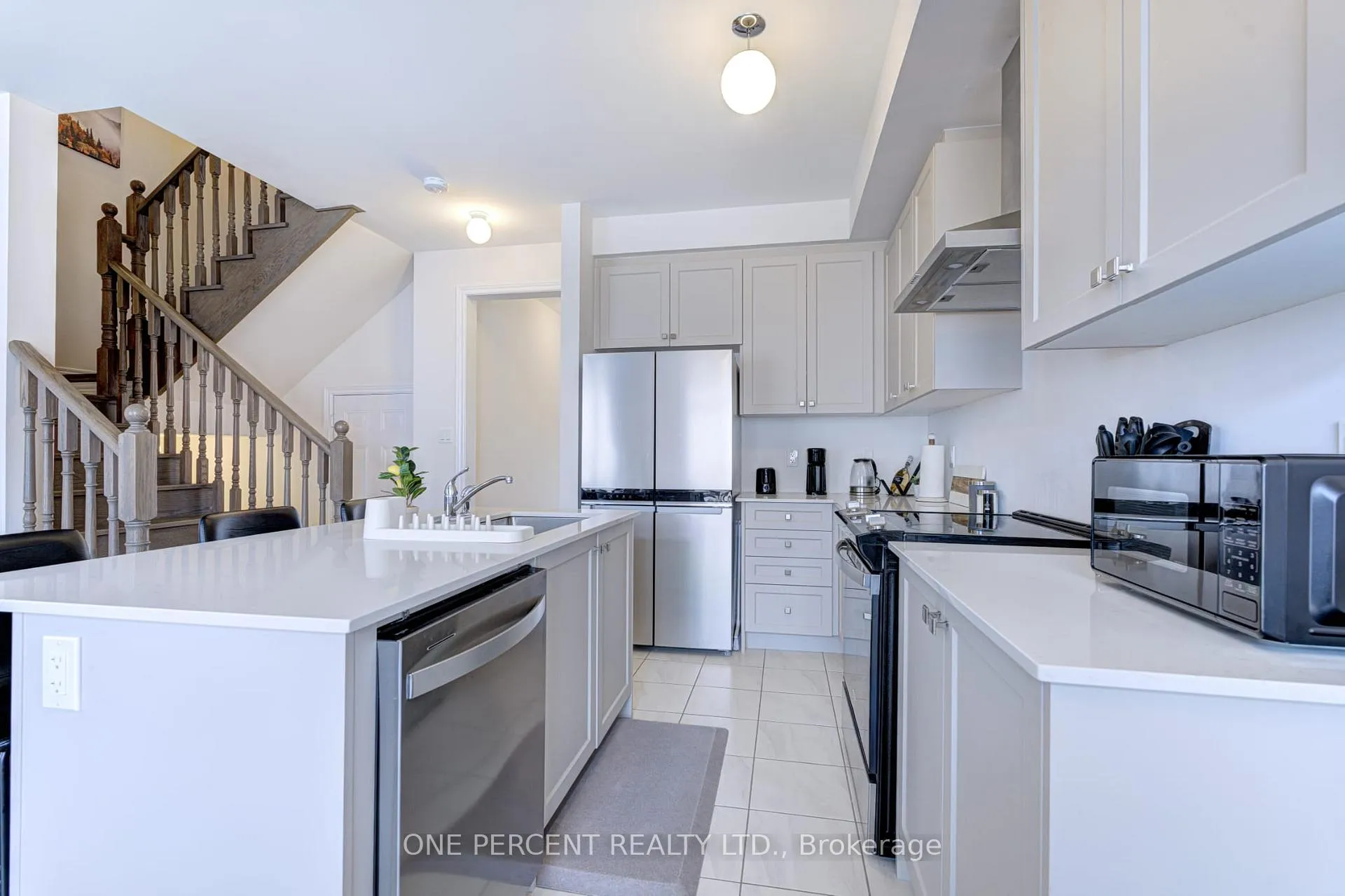 Photo 12 of 465 Kennedy Circle W, Milton, Cobban — HOMEH
