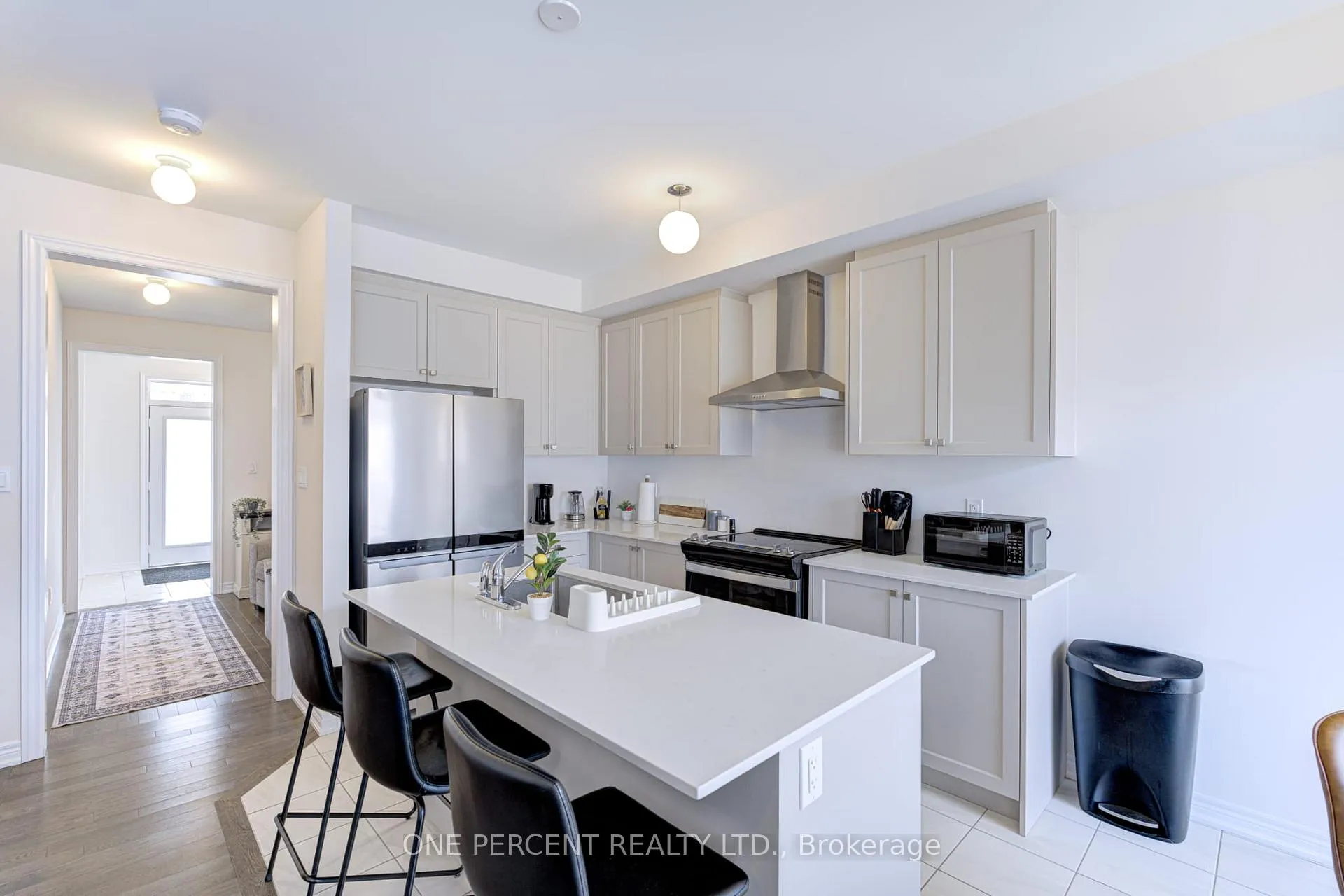 Photo 13 of 465 Kennedy Circle W, Milton, Cobban — HOMEH