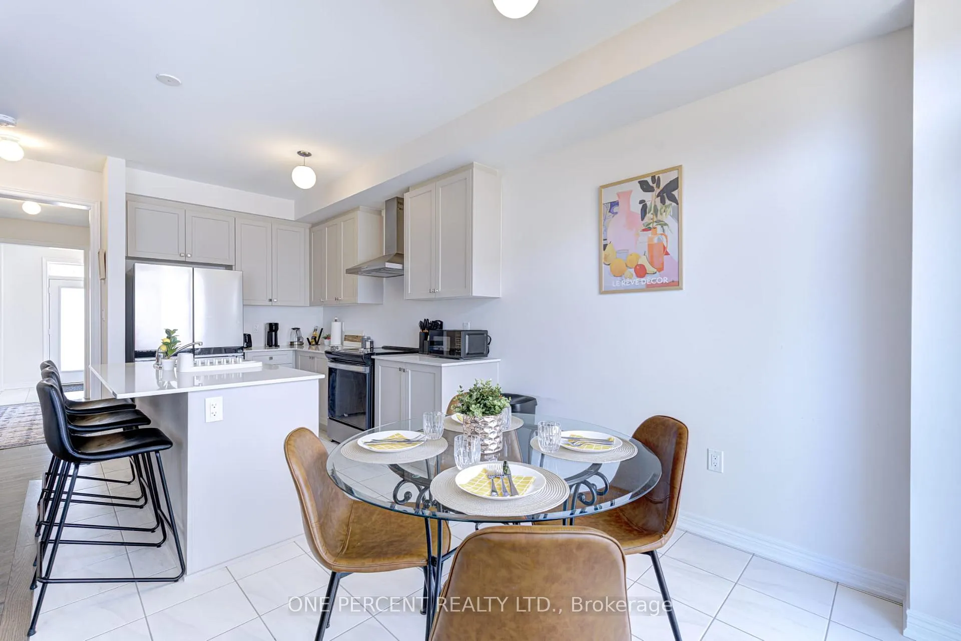 Photo 15 of 465 Kennedy Circle W, Milton, Cobban — HOMEH