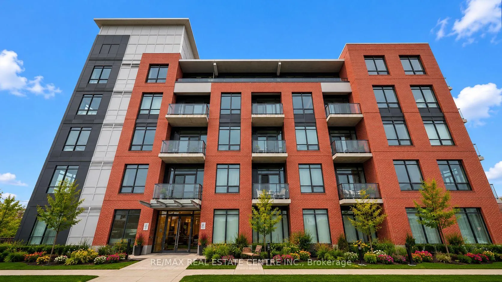 Photo 2 of Unit PH17, 1010 Dundas Street E, Whitby, Pringle Creek — HOMEH