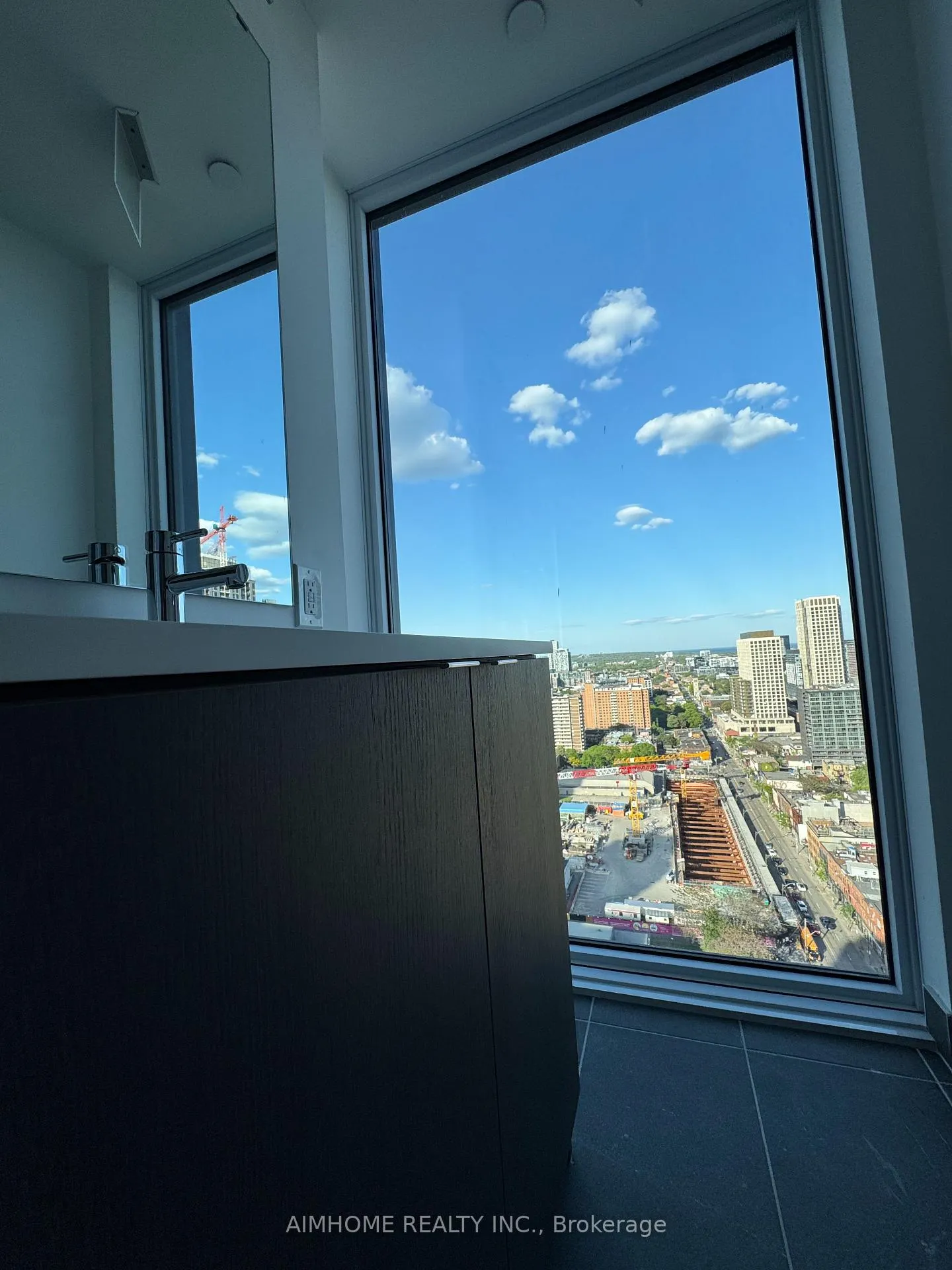 Photo 5 of Unit 3103, 100 Queen Street E, Toronto, Church-Yonge Corridor — HOMEH