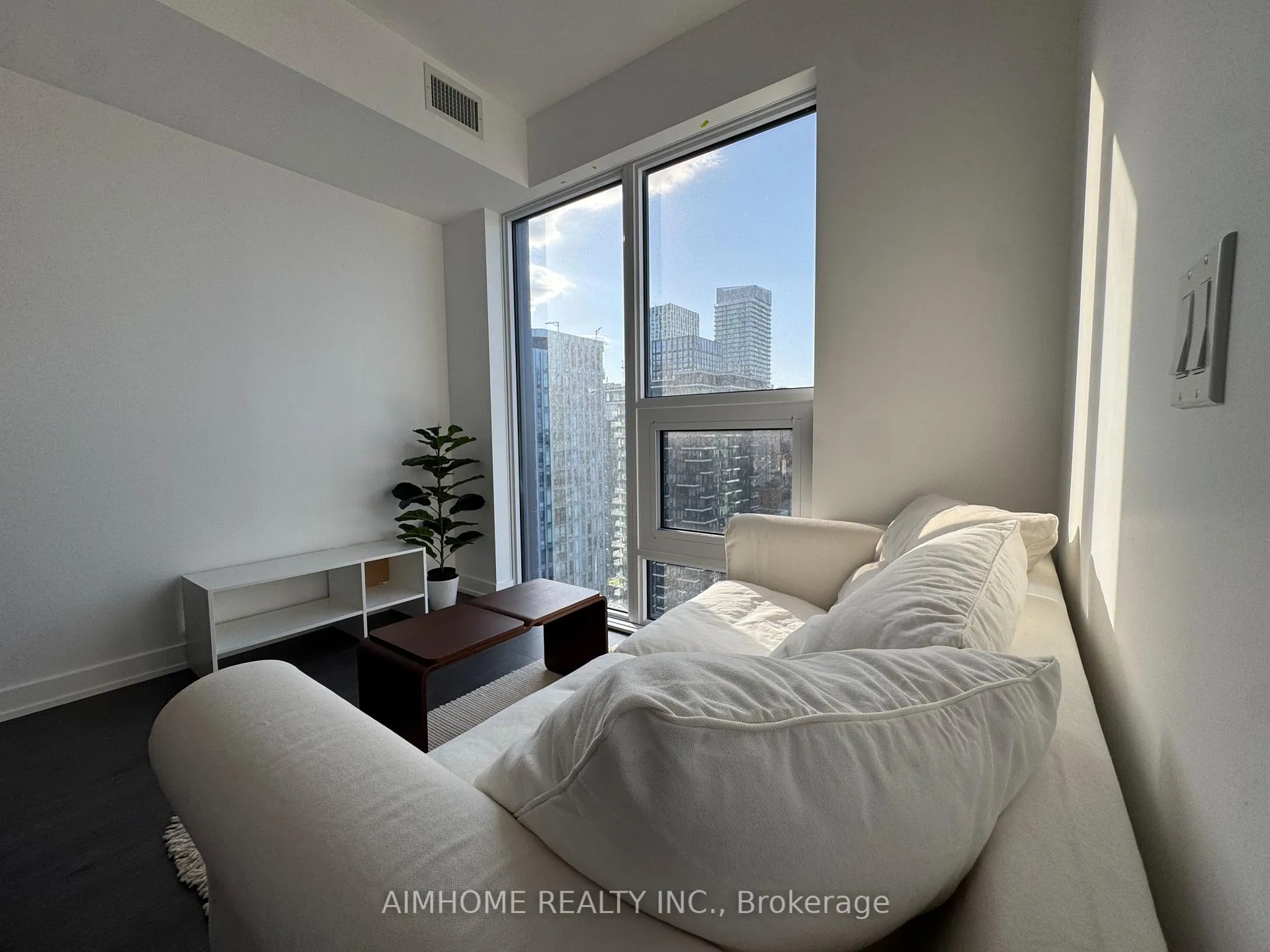Photo 9 of Unit 3103, 100 Queen Street E, Toronto, Church-Yonge Corridor — HOMEH
