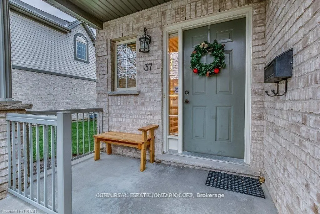Photo 10 of Unit 37, 505 BlueJay Drive, London, North G — HOMEH