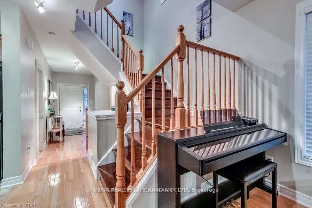 Photo 20 of Unit 37, 505 BlueJay Drive, London, North G — HOMEH