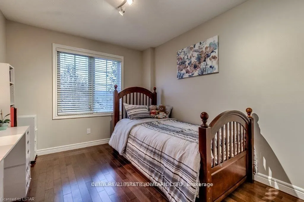 Photo 22 of Unit 37, 505 BlueJay Drive, London, North G — HOMEH