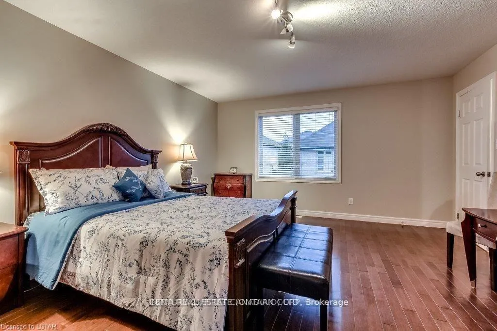 Photo 26 of Unit 37, 505 BlueJay Drive, London, North G — HOMEH