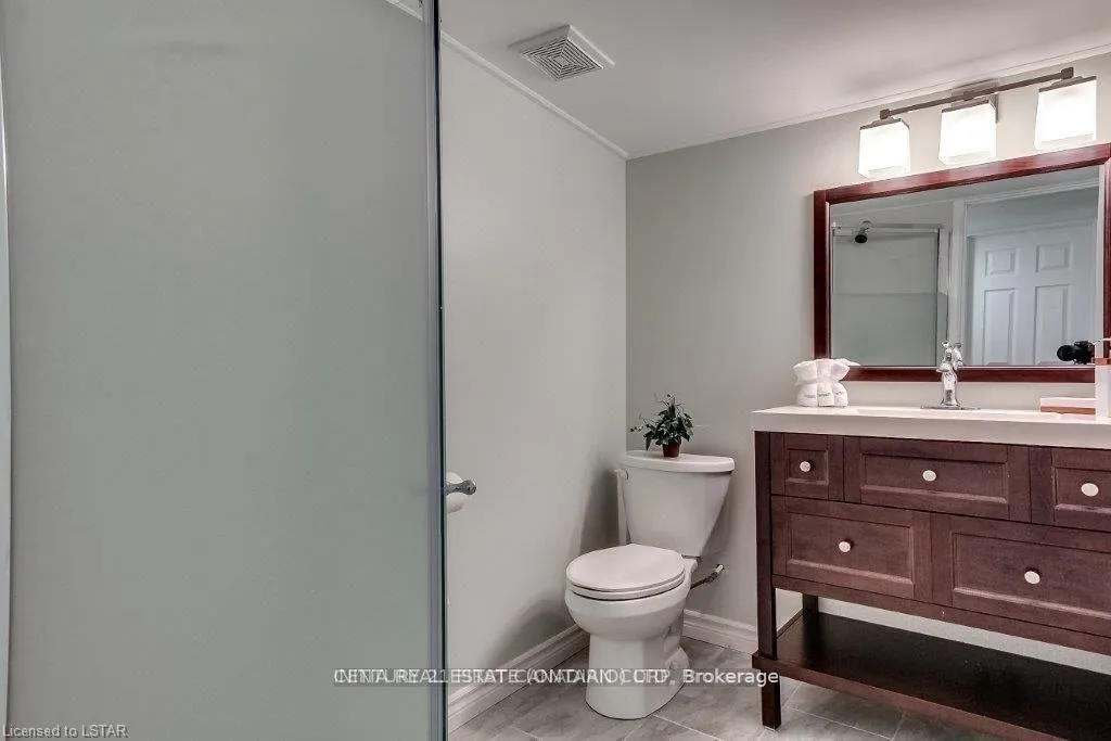 Photo 33 of Unit 37, 505 BlueJay Drive, London, North G — HOMEH