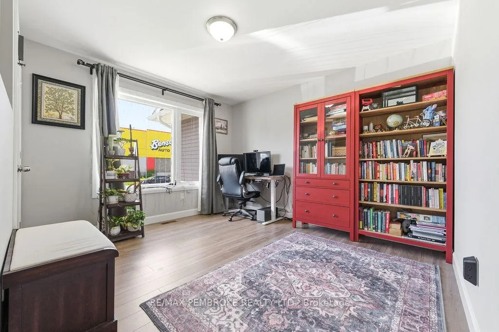 Photo 8 of 623 Nelson Street, Pembroke — HOMEH